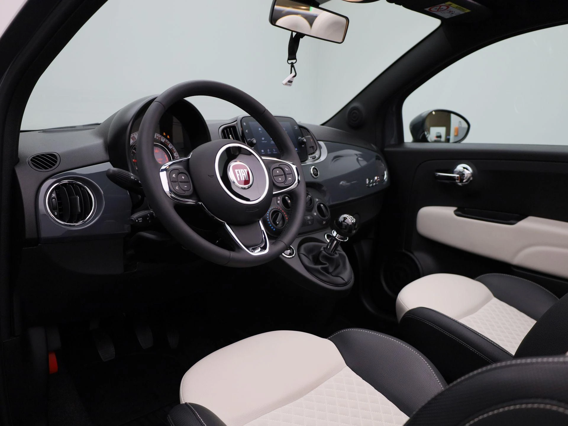 Fiat-500C-image-28