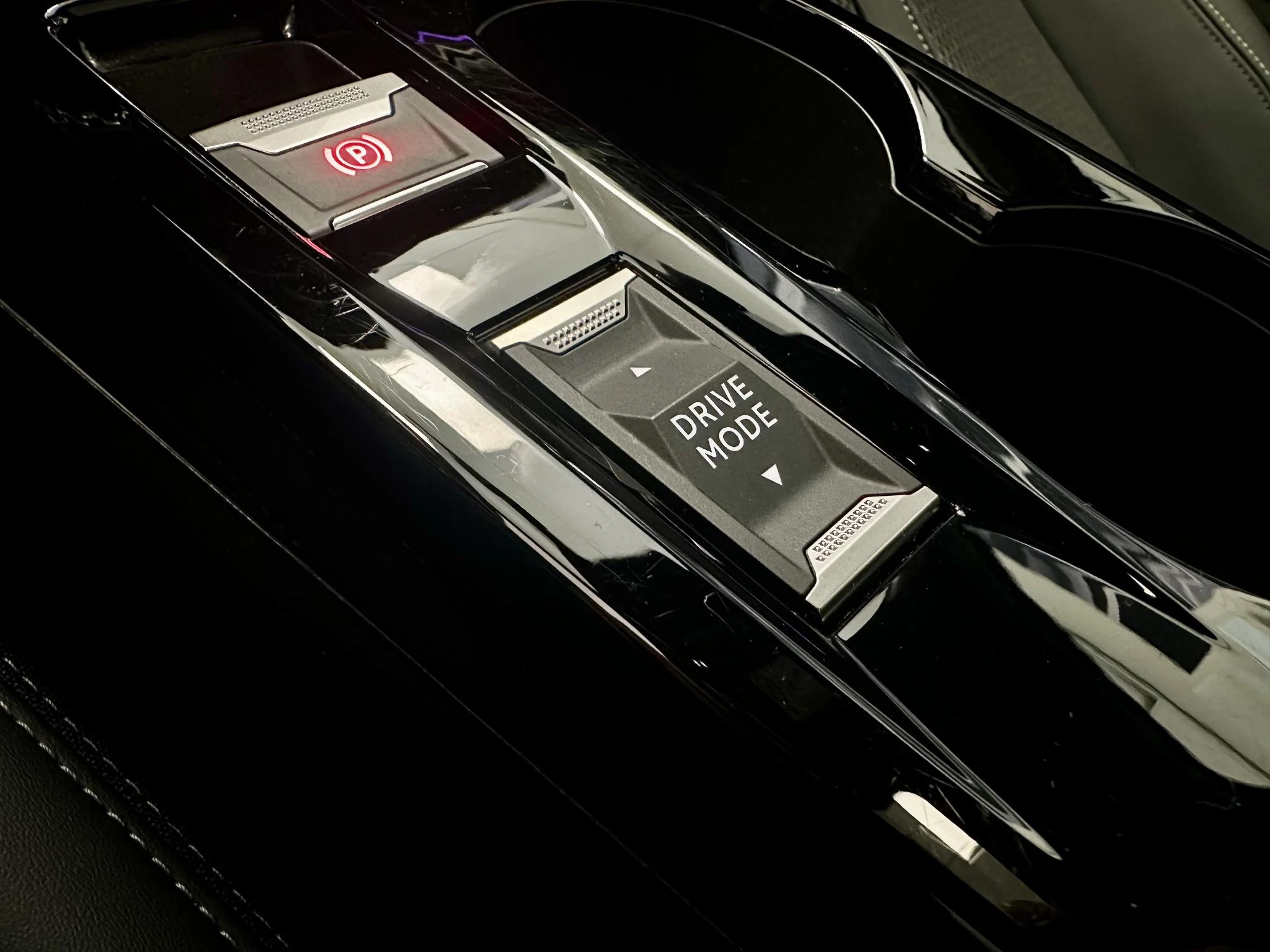 Peugeot-208-image-18