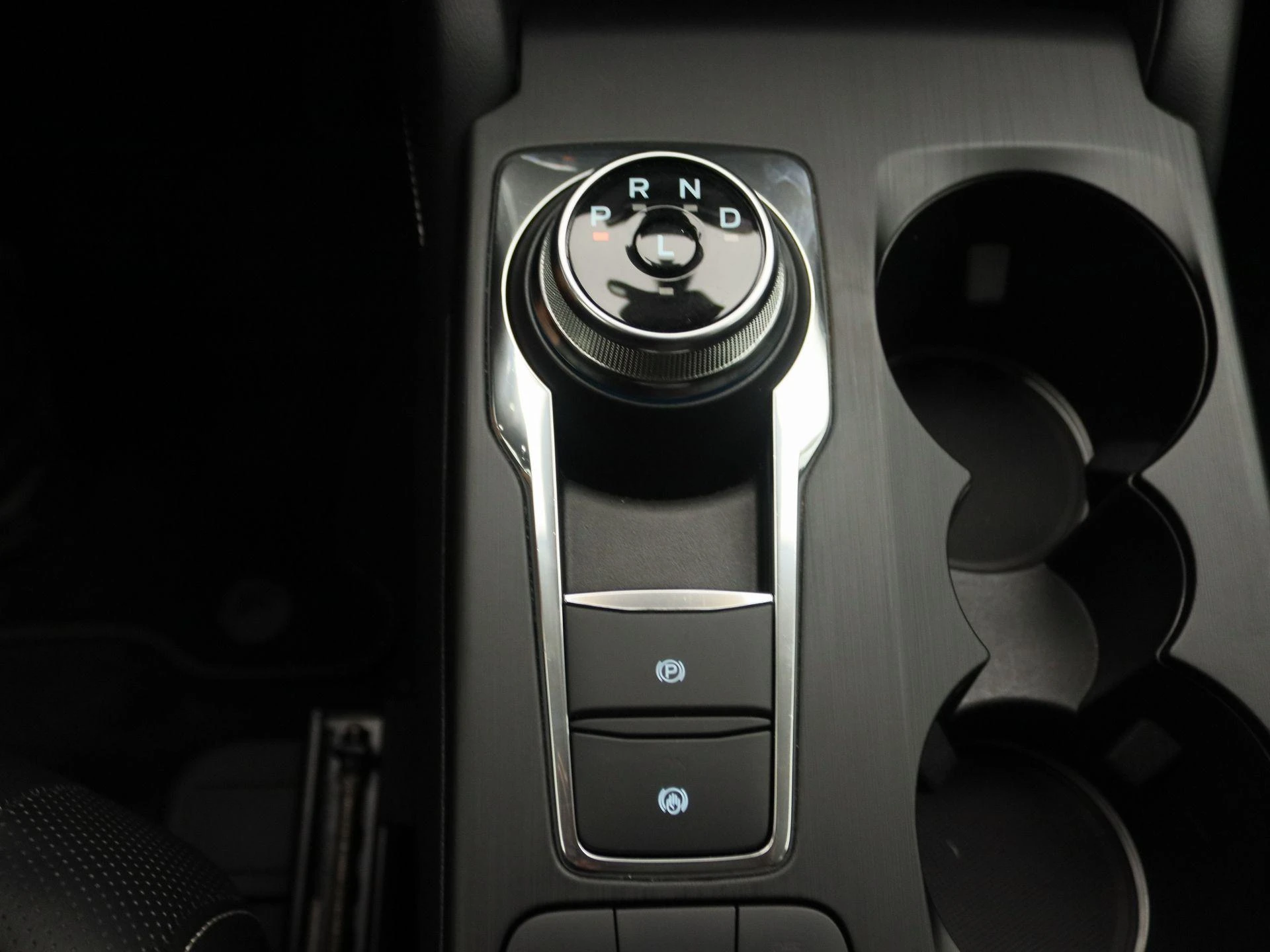 Ford-Kuga-image-10