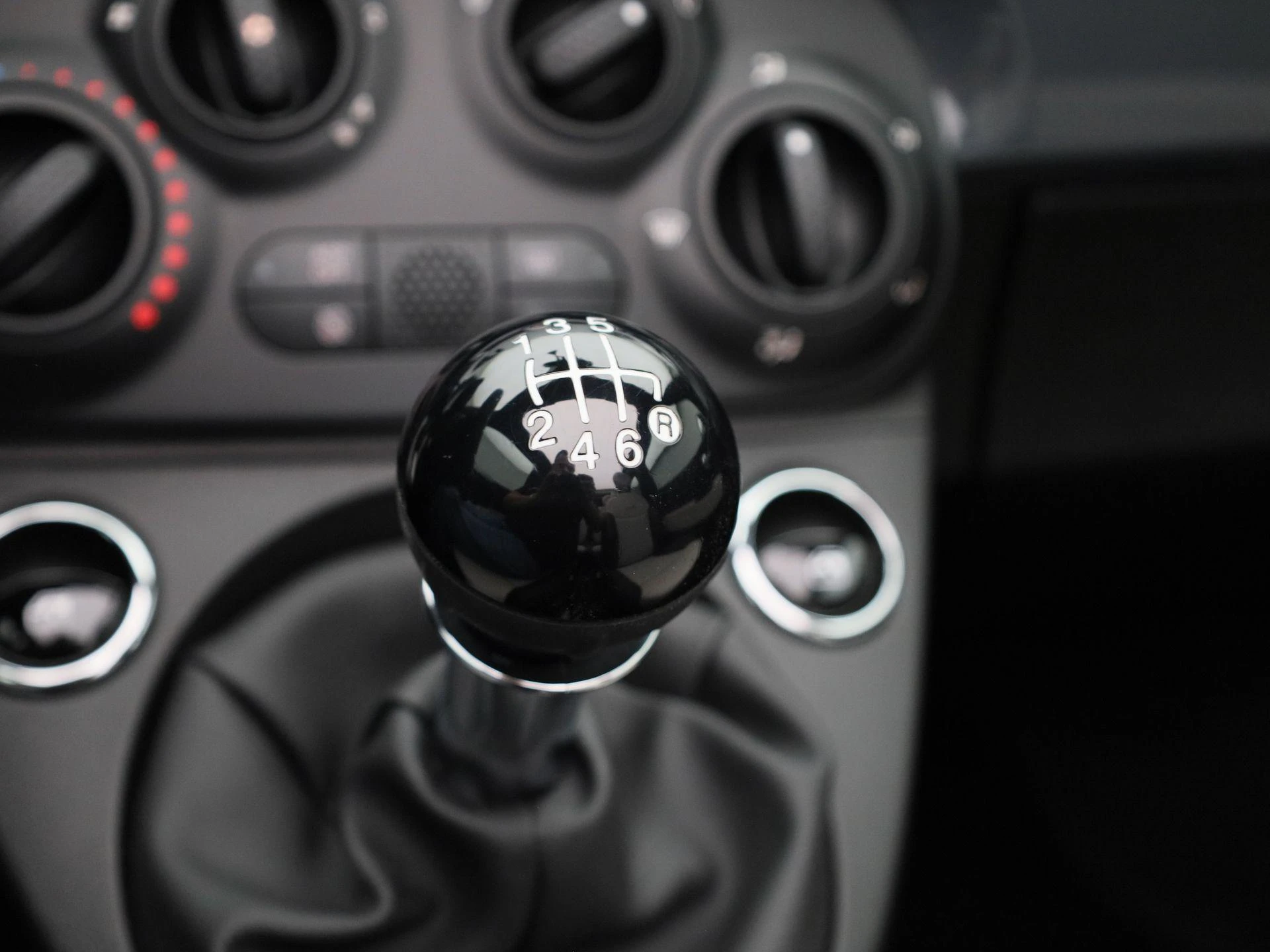 Fiat-500C-image-9