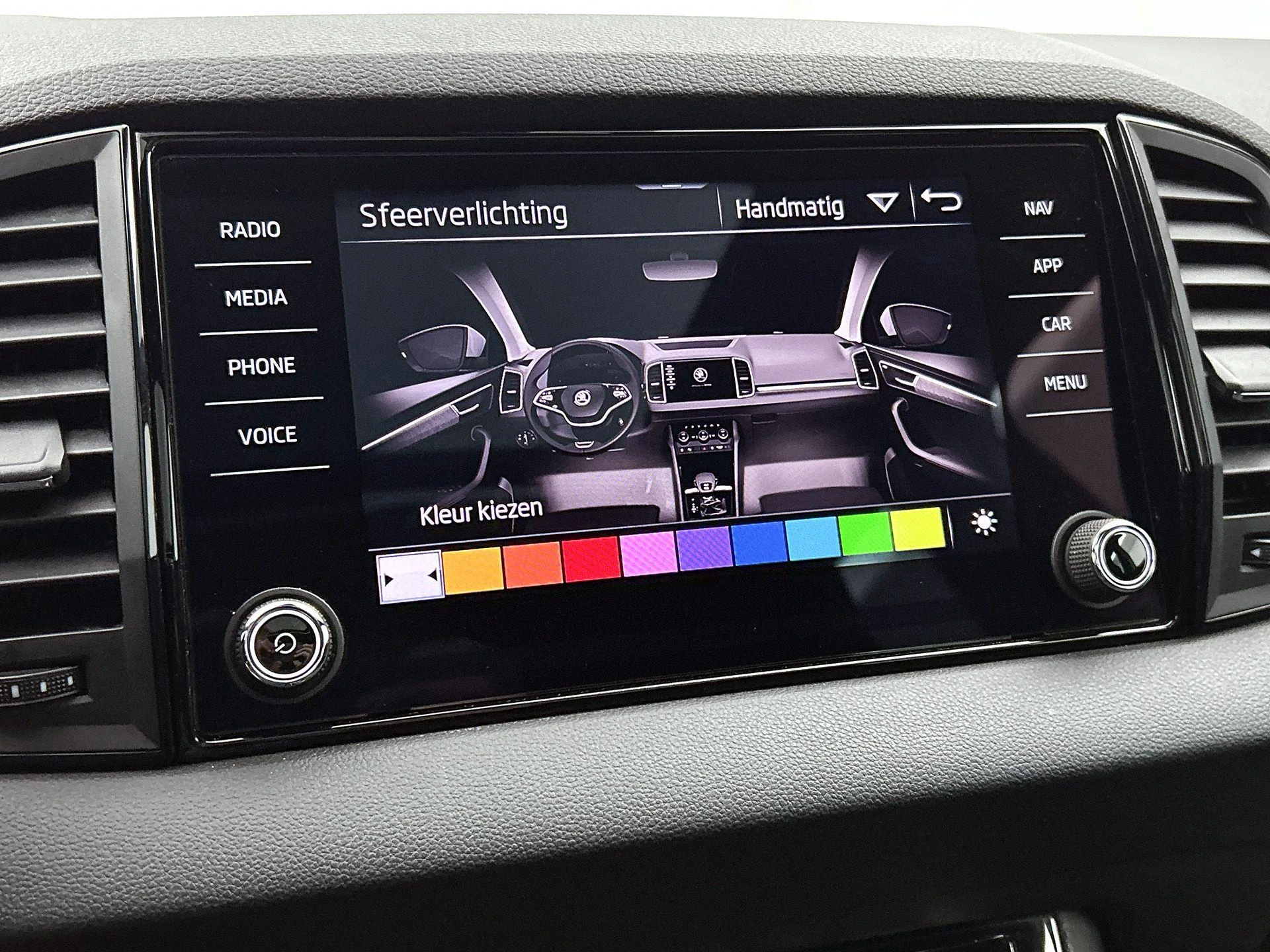 Škoda Karoq 1.5 TSI ACT Sportline Business
