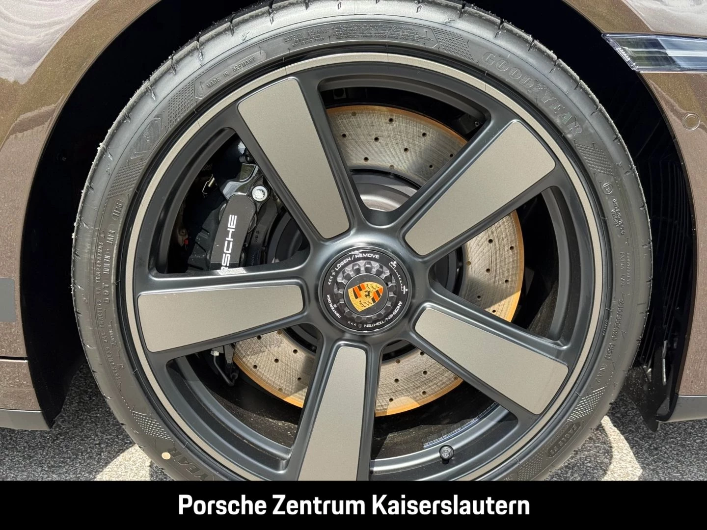 Porsche 911 992 Spirit 70 Burmester Clubleder InnoDrive spirit 70