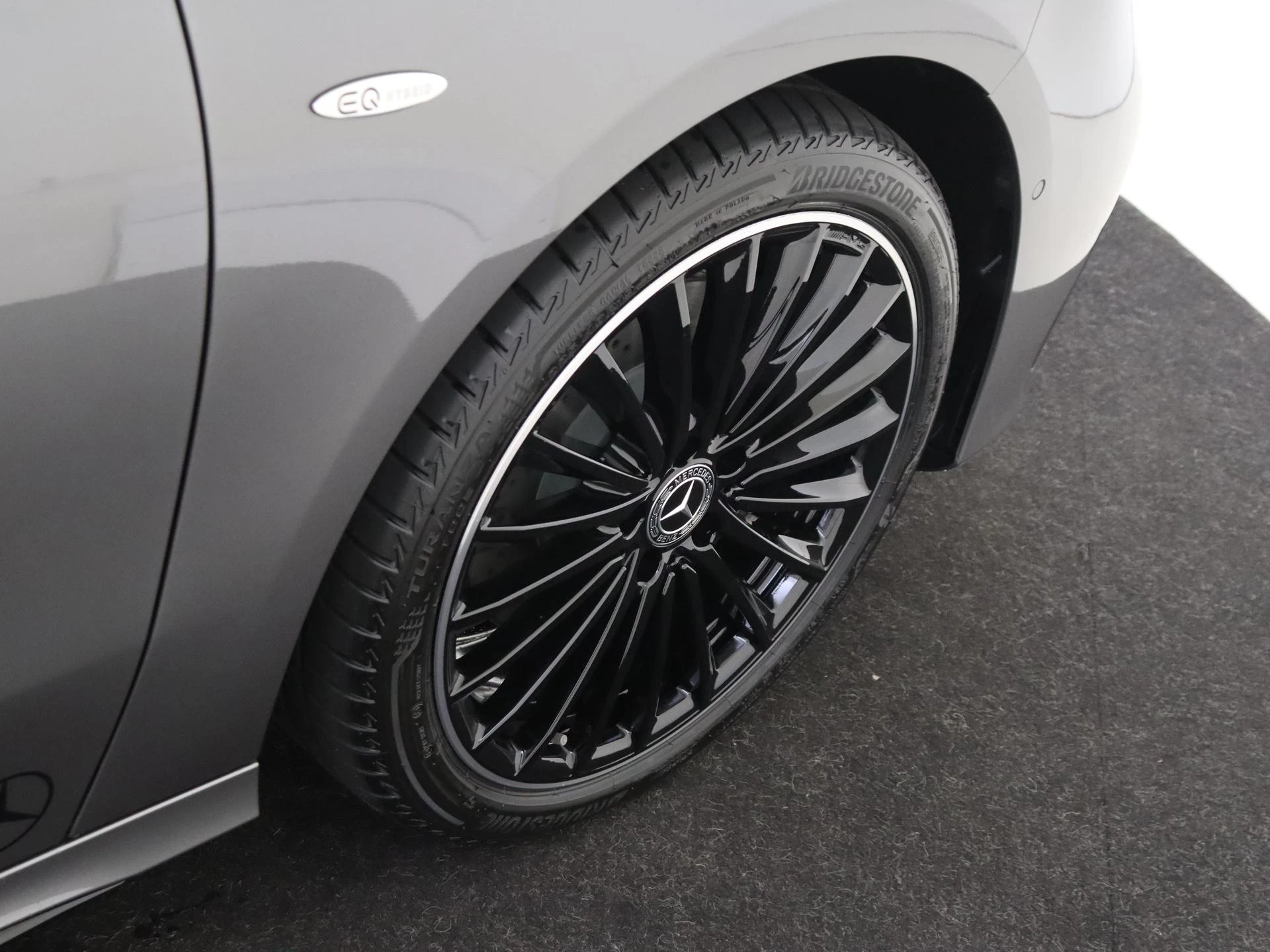 Mercedes-Benz-A-Klasse-image-9