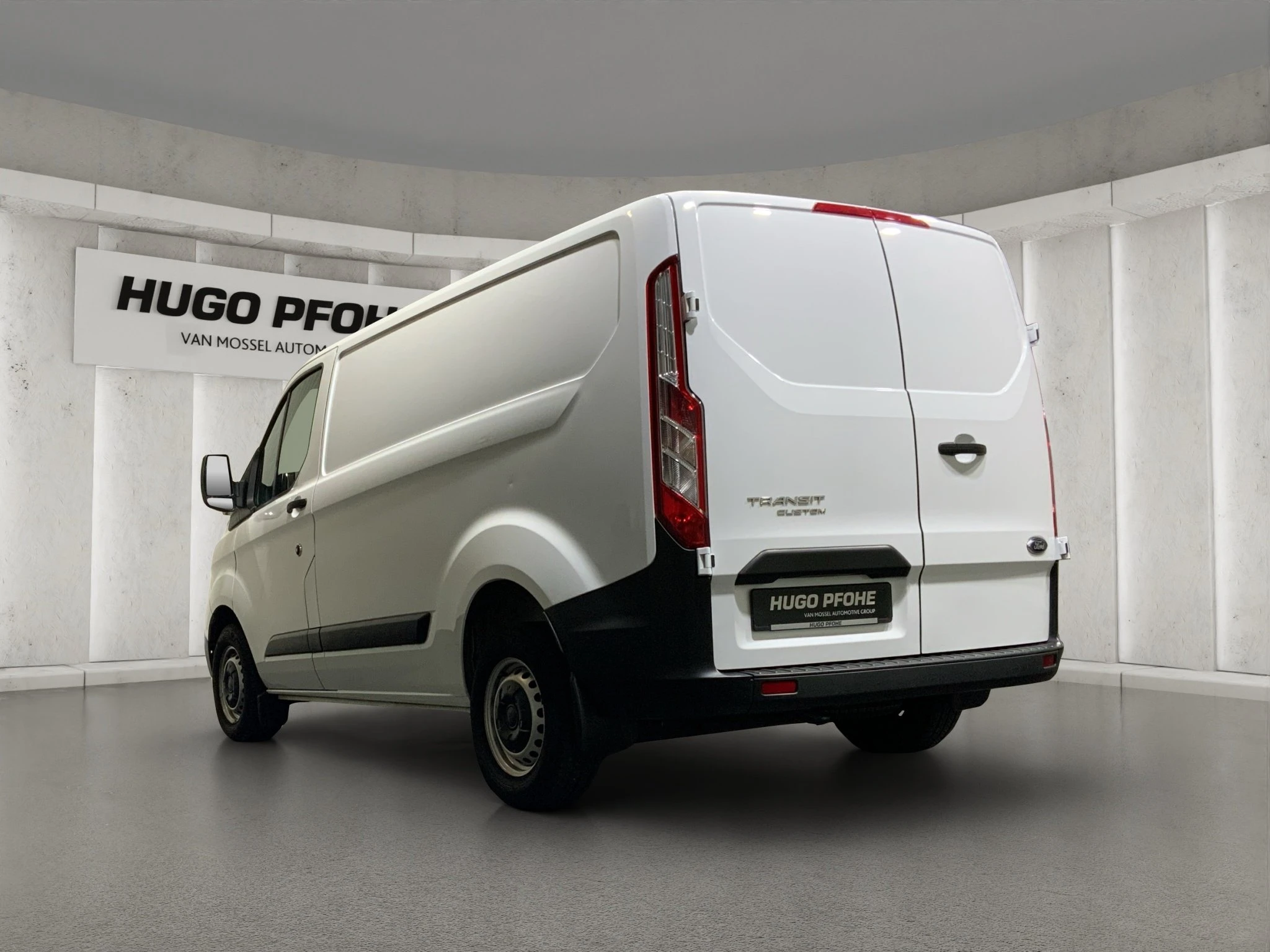 Ford-Transit Custom-image-2