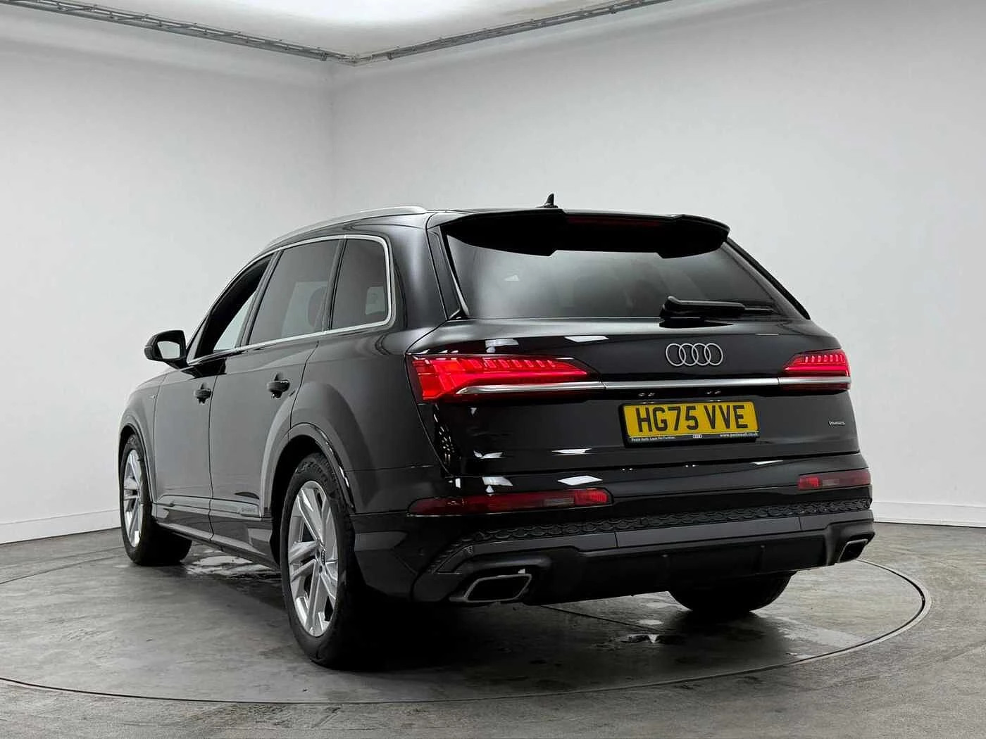 Audi-Q7-image-11