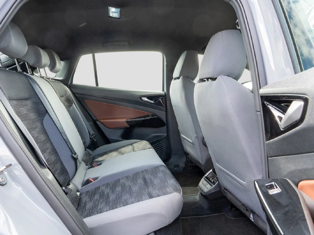 Volkswagen ID.5 Pro Performance AHK, Assistenzpaket, ZGV