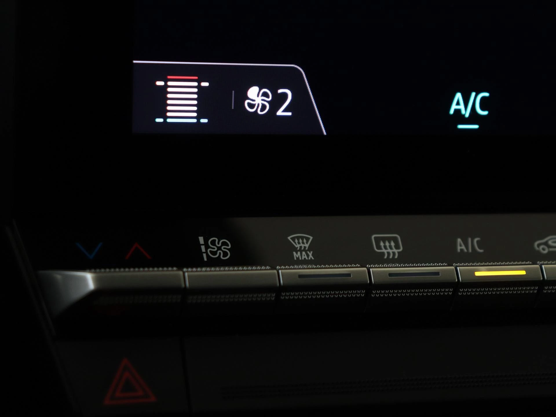 Renault-Captur-image-23