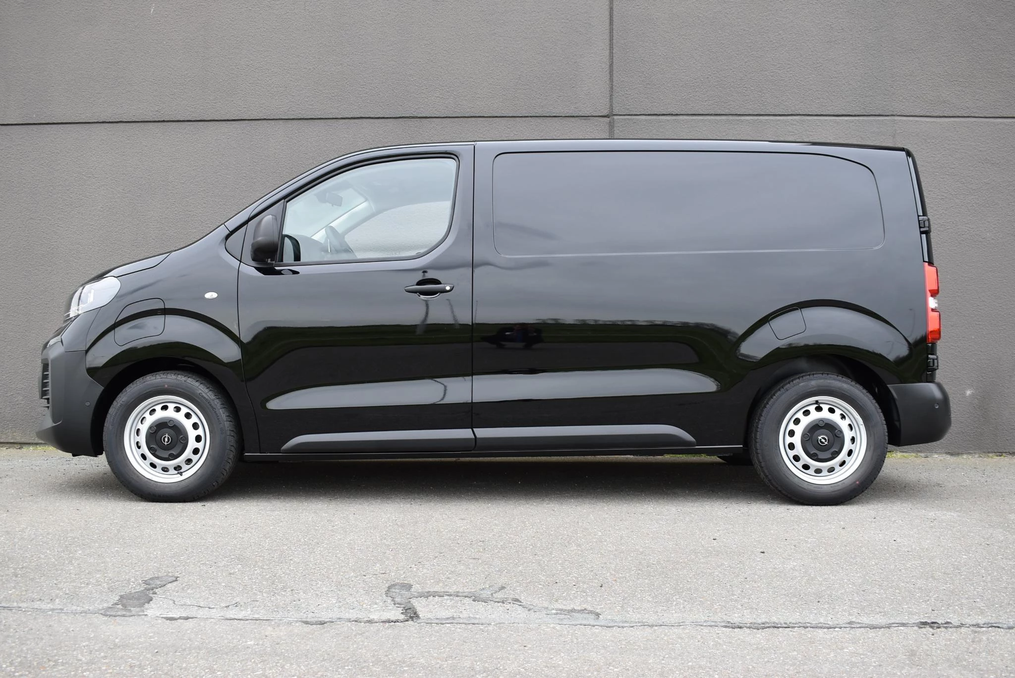 Opel-Vivaro-e-image-7