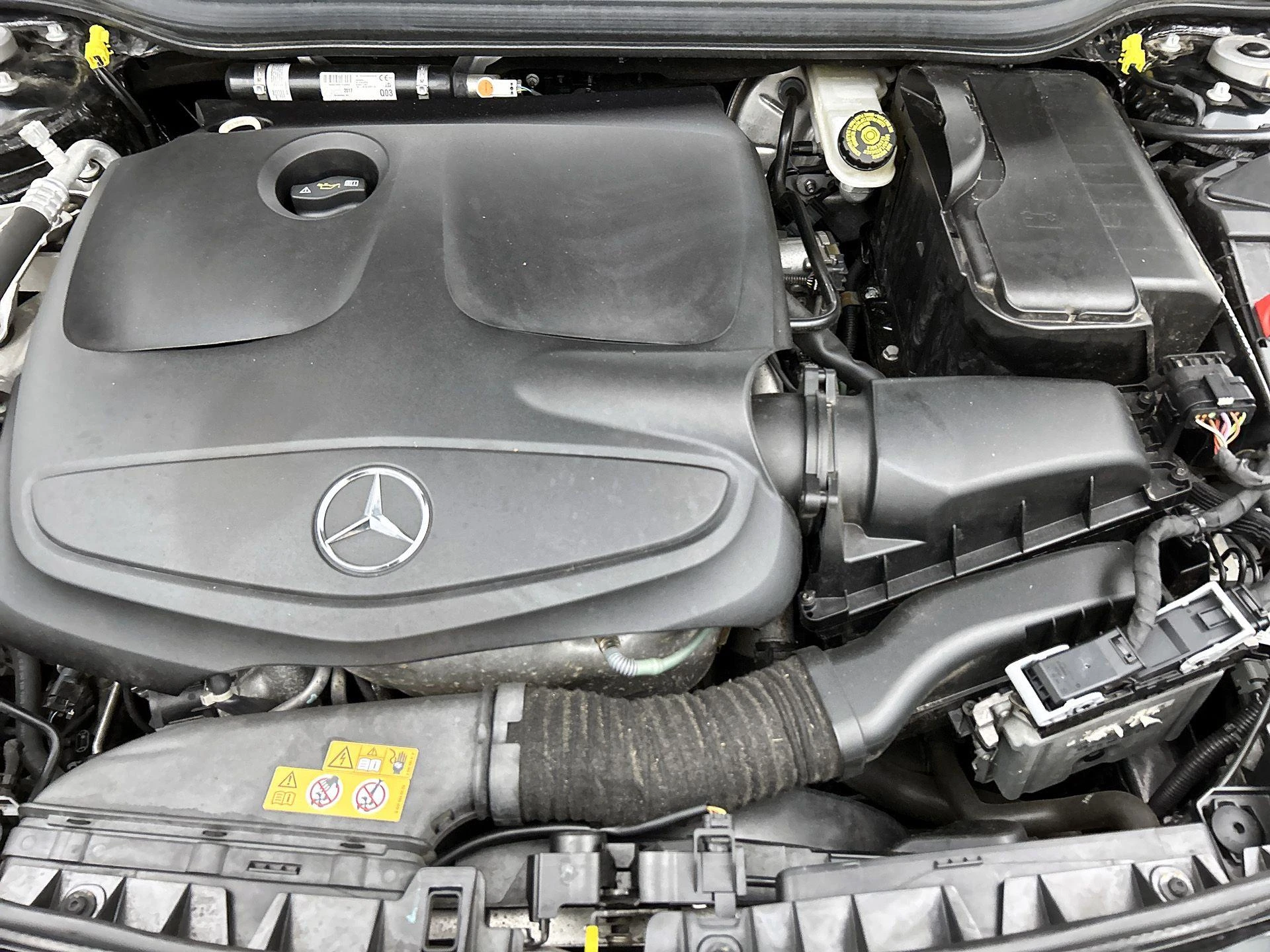 Mercedes-Benz-CLA-image-30