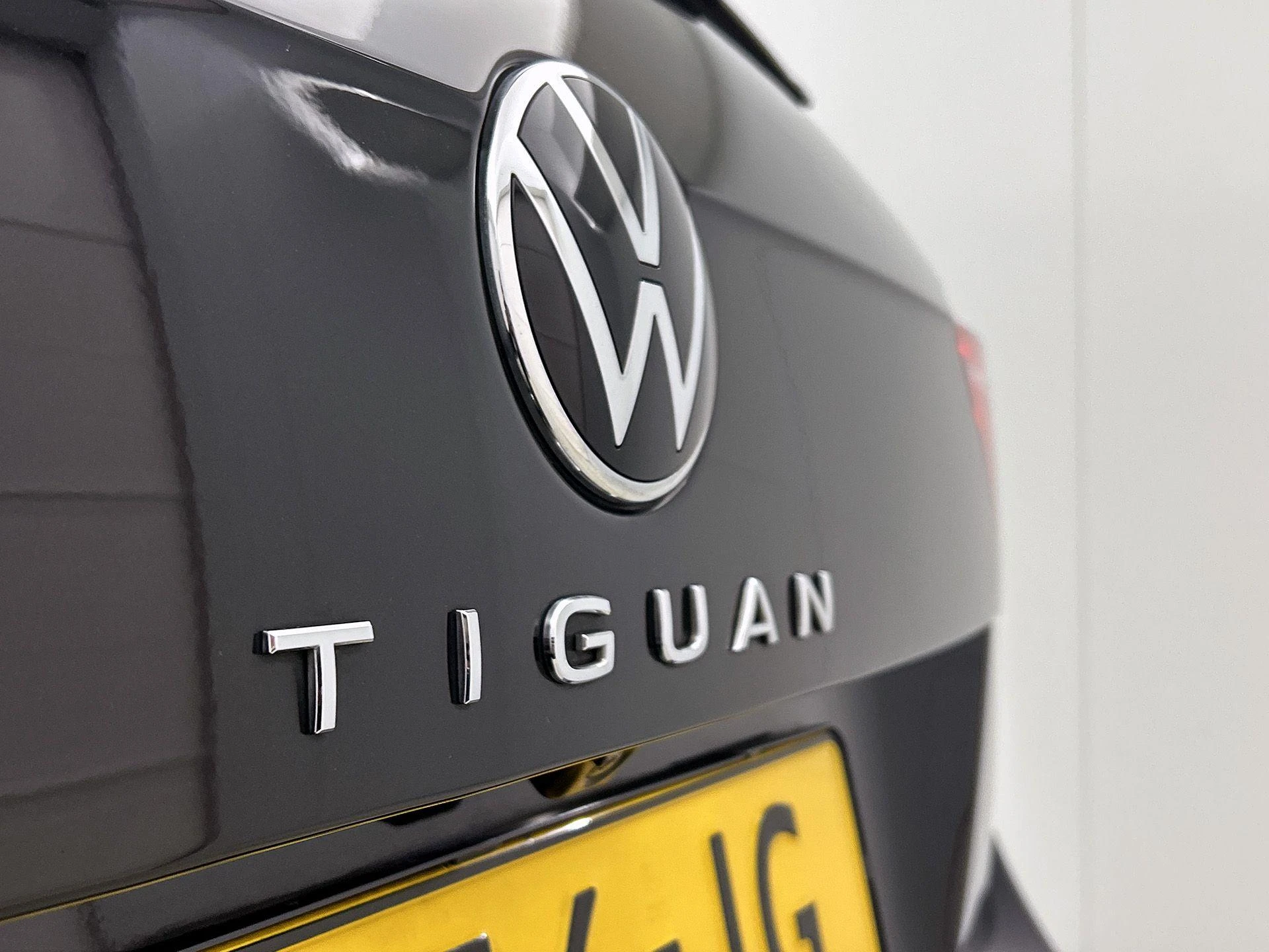Volkswagen-Tiguan-image-32