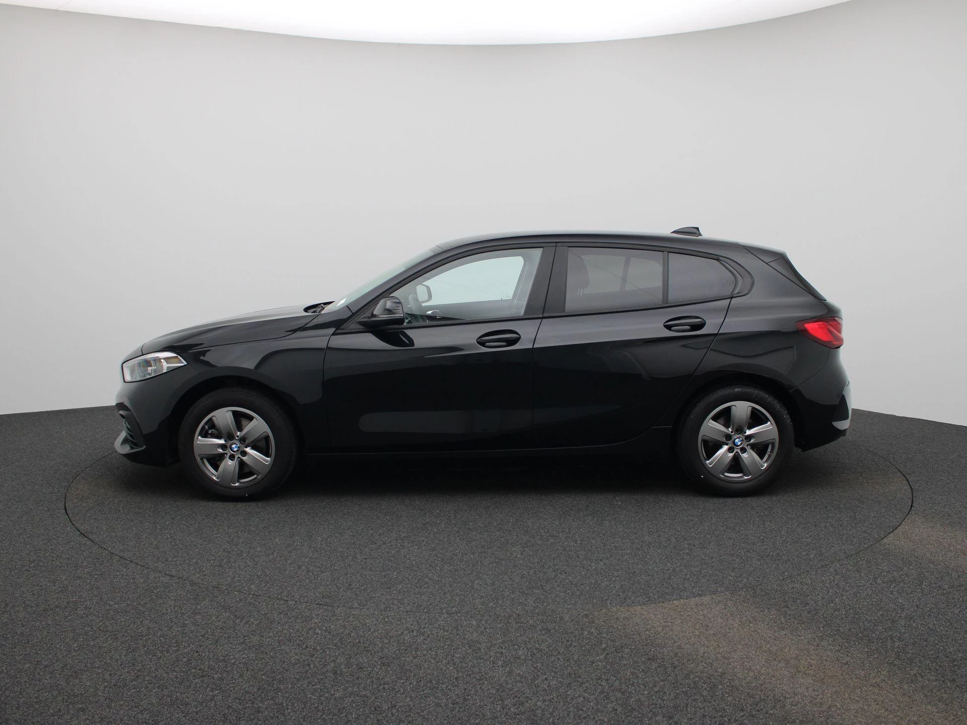 BMW Série 1 Hatch 116iA (80 kW)