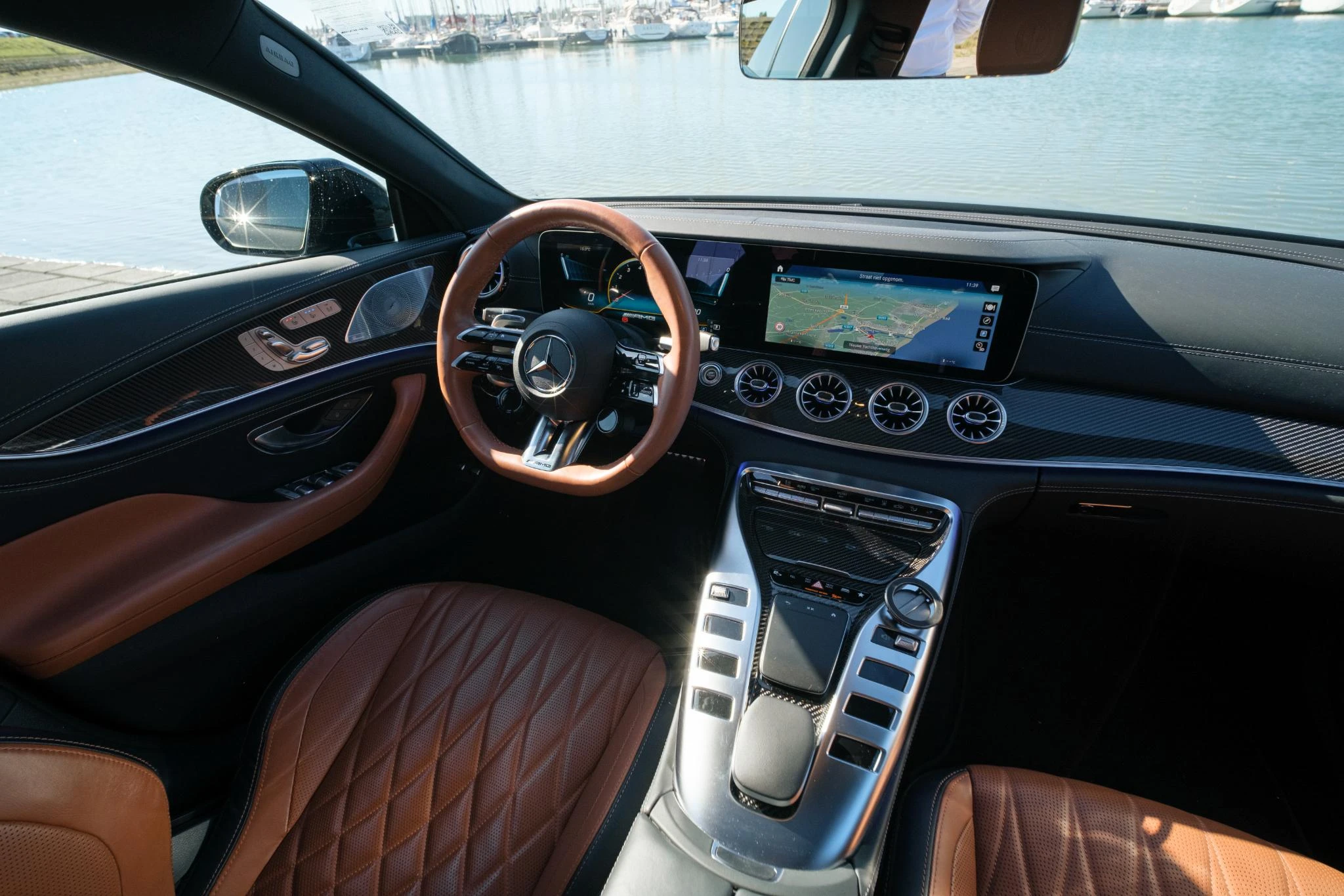 Mercedes-AMG-GT-image-24
