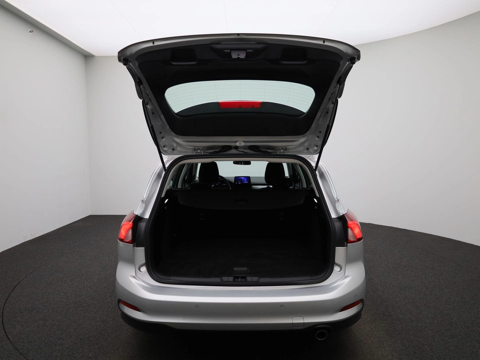 Ford Focus Wagon 1.0 EcoBoost Hybrid Connected