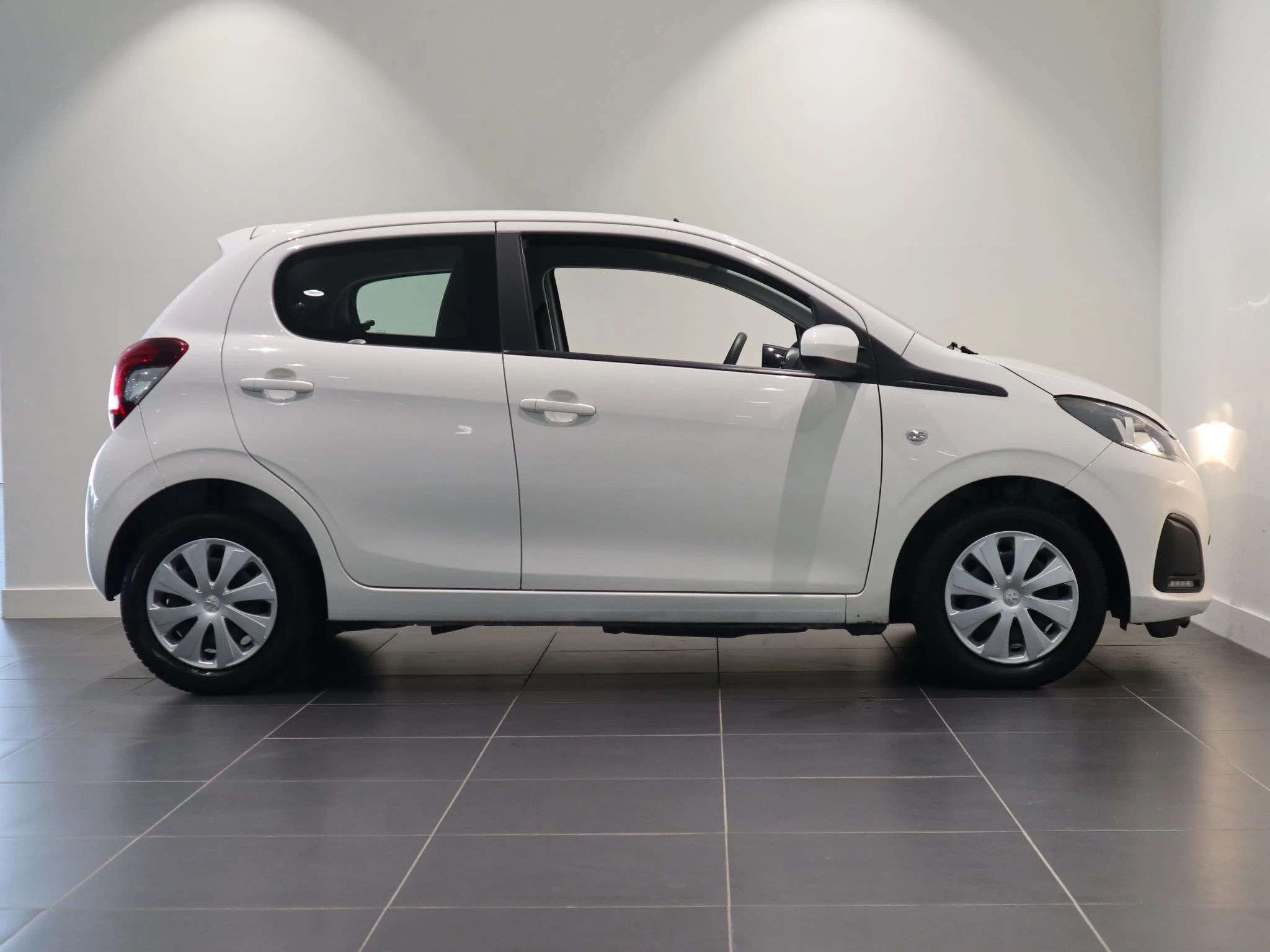 Peugeot-108-image-6