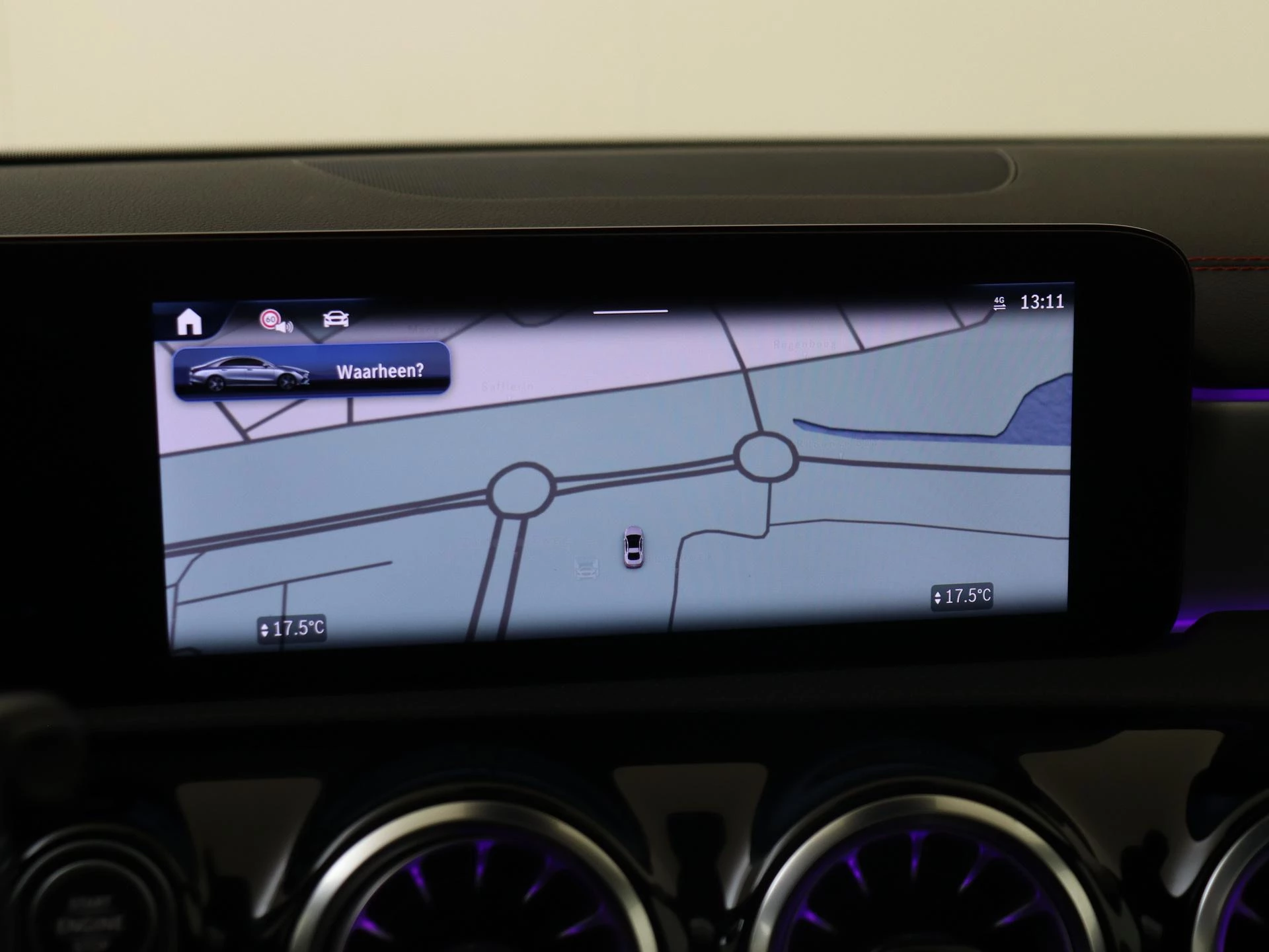 Mercedes-Benz-CLA-image-18