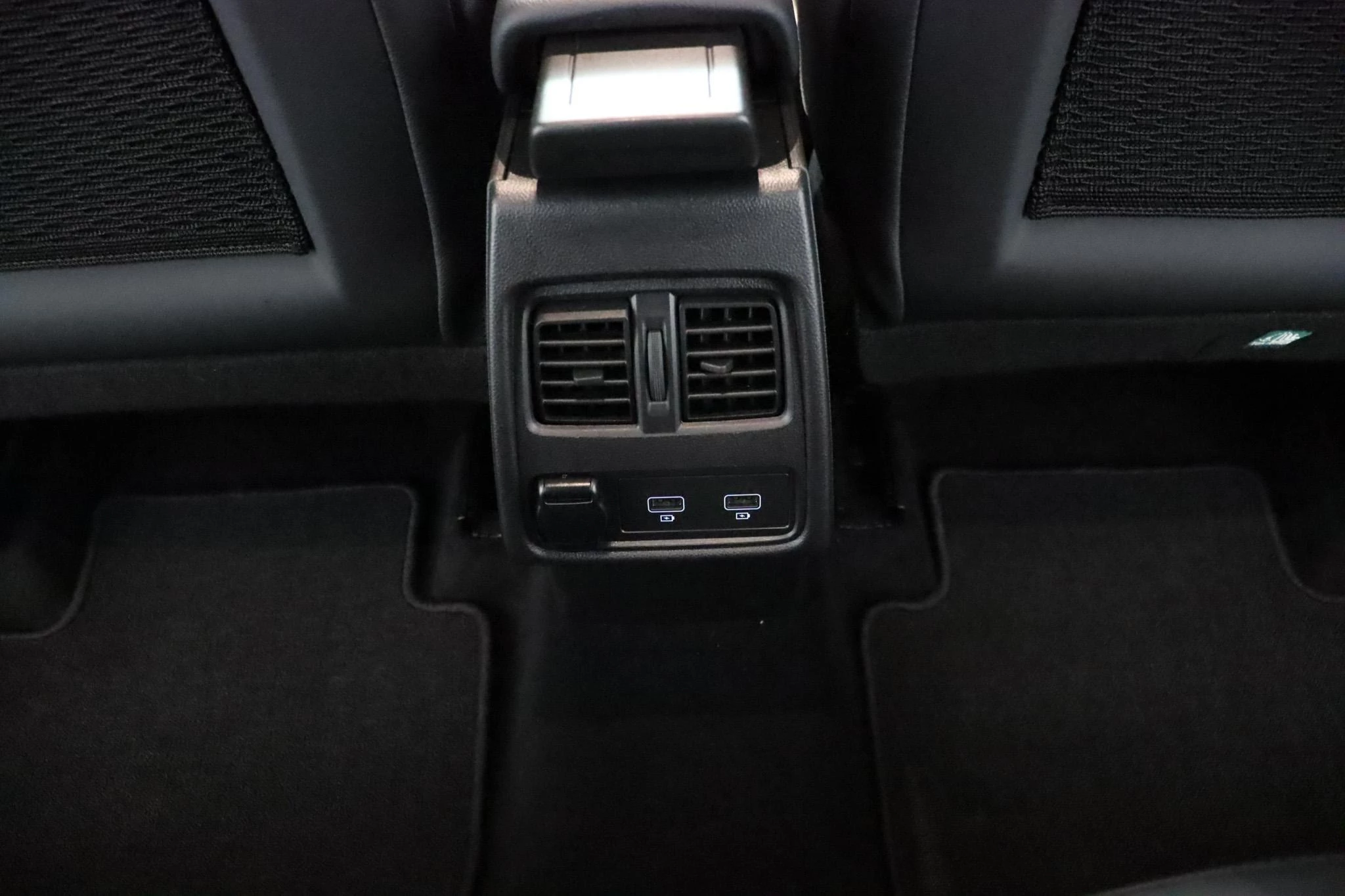 Renault-Captur-image-32
