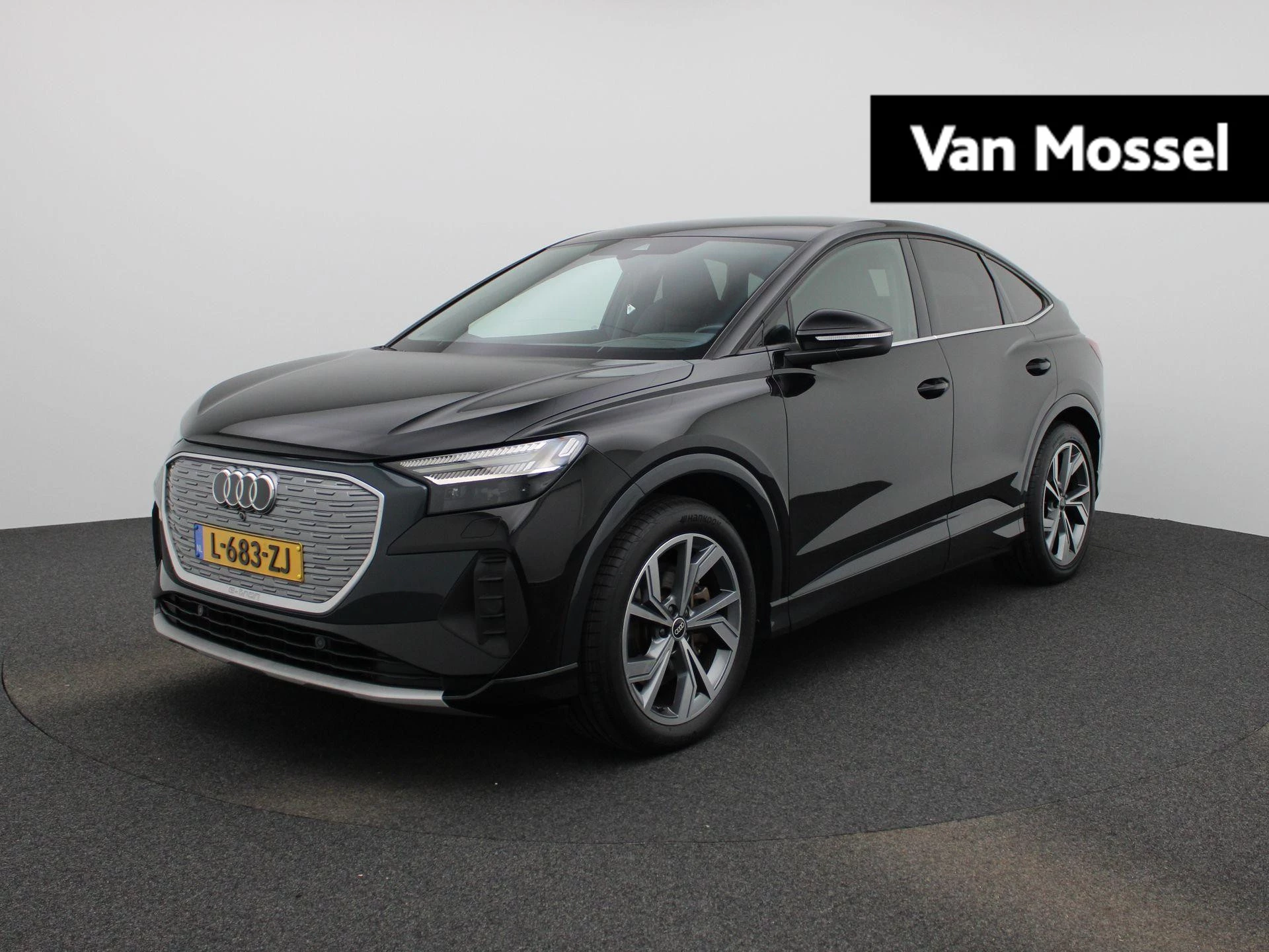 Audi-Q4 Sportback e-tron-image-0