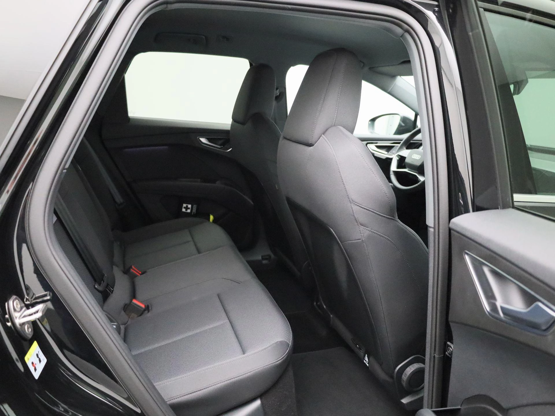 Audi-Q4 e-tron-image-44