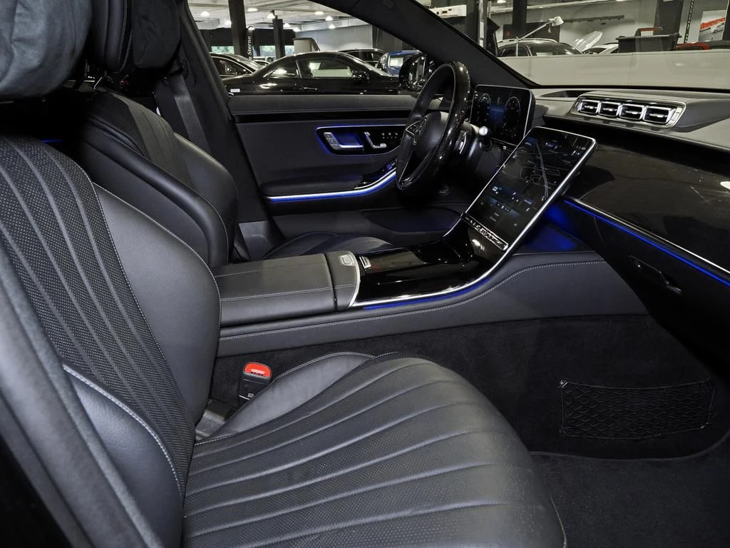 Mercedes-Benz-S-Klasse 580-image-12