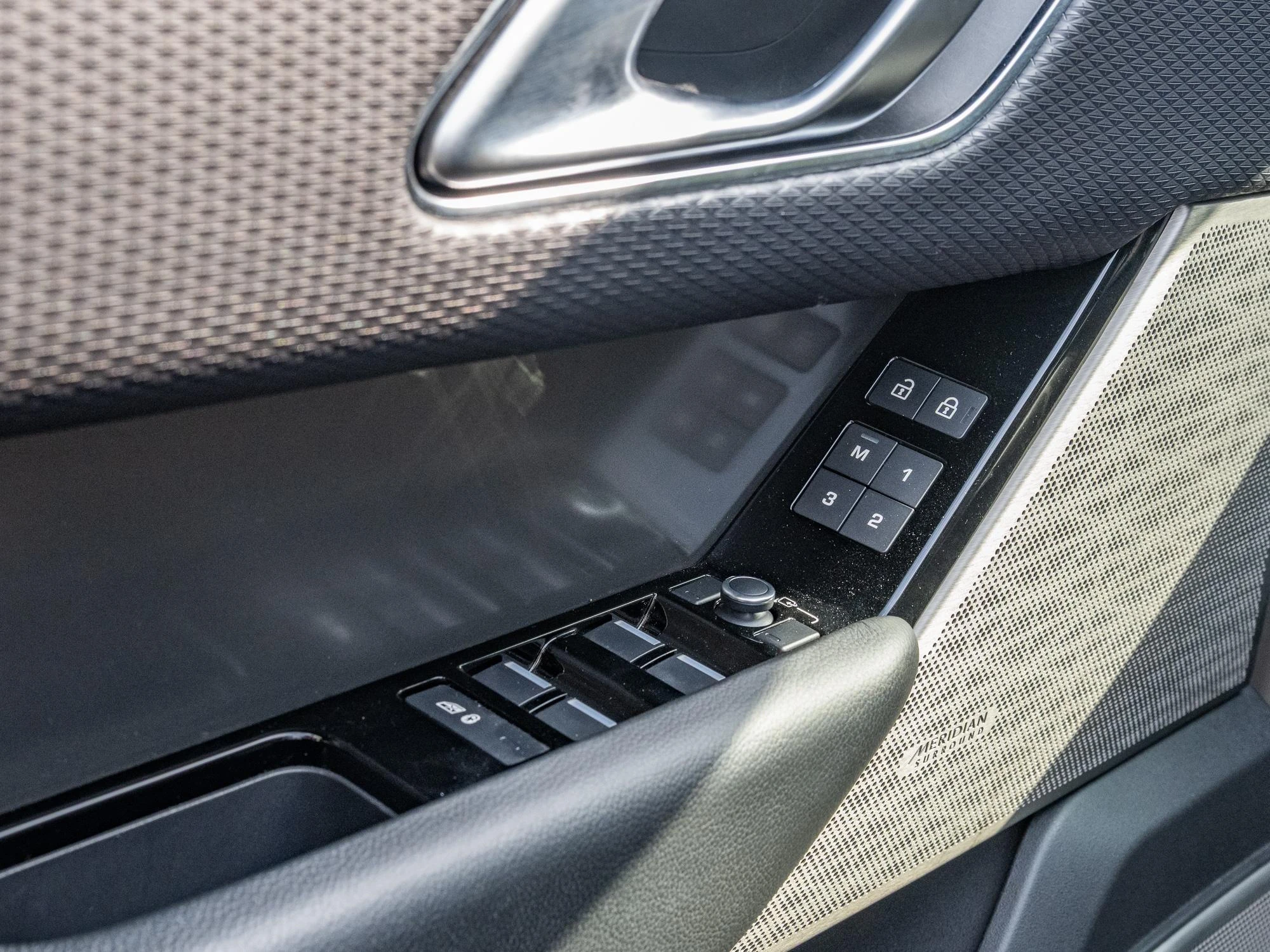 Land Rover Range Rover Velar SE P400e
