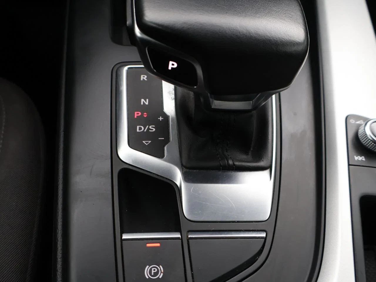 Audi A4 Avant 35 TFSI Business Edition *AUTOMAAT*SHADOWLOOK*ZETELVERWARMING*NAVI*BLTH*CRUISE*...