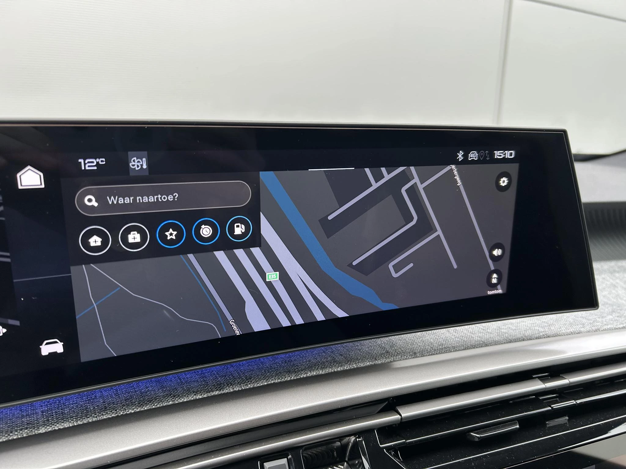 Peugeot 5008 1.2 Hybrid 136 Allure