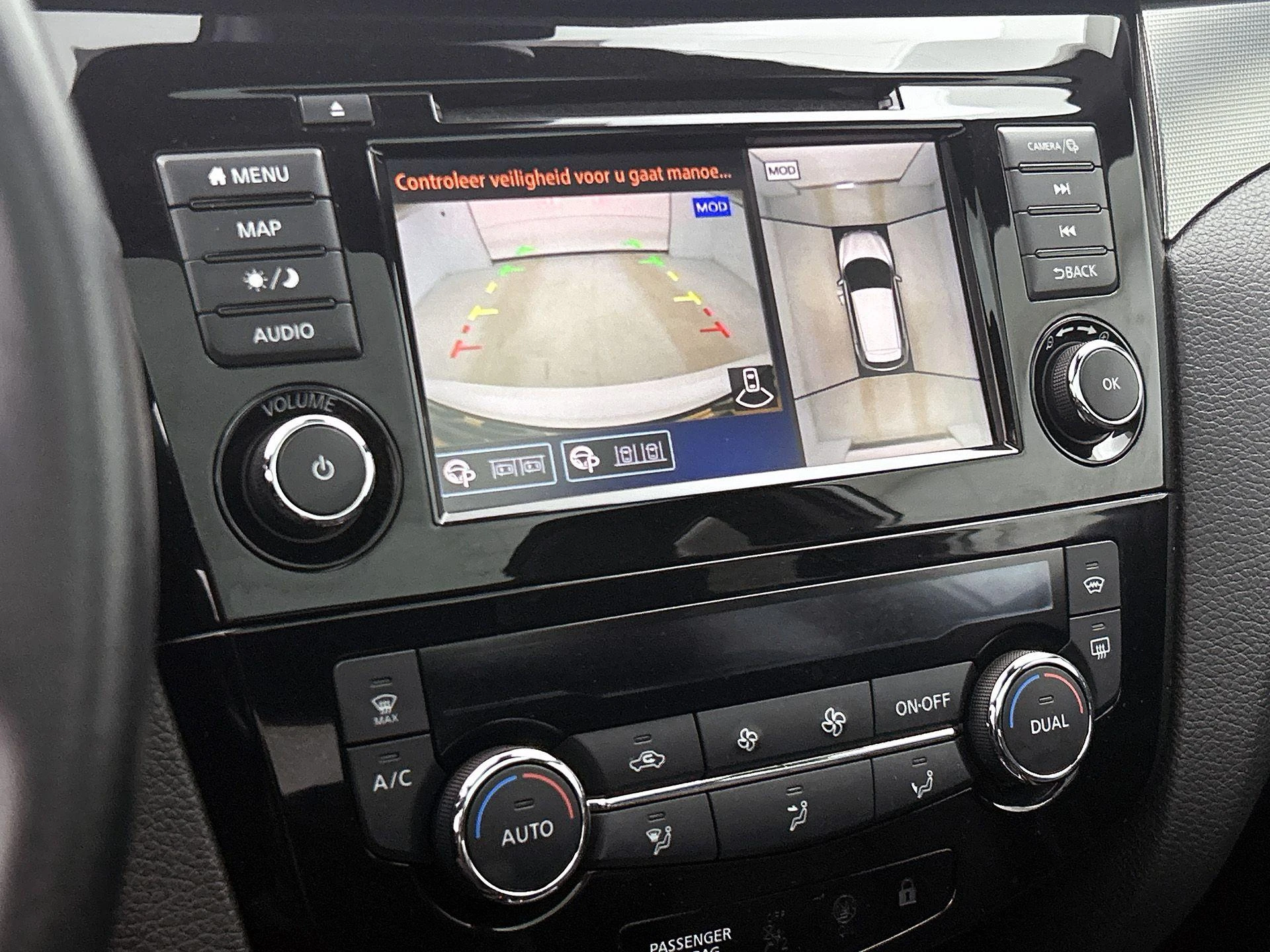 Nissan-QASHQAI-image-13