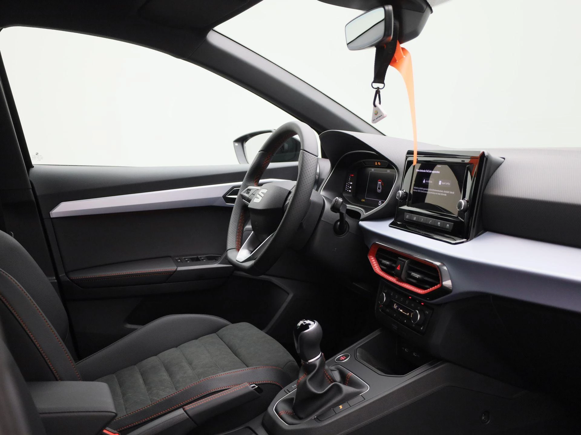 SEAT-Ibiza-image-31