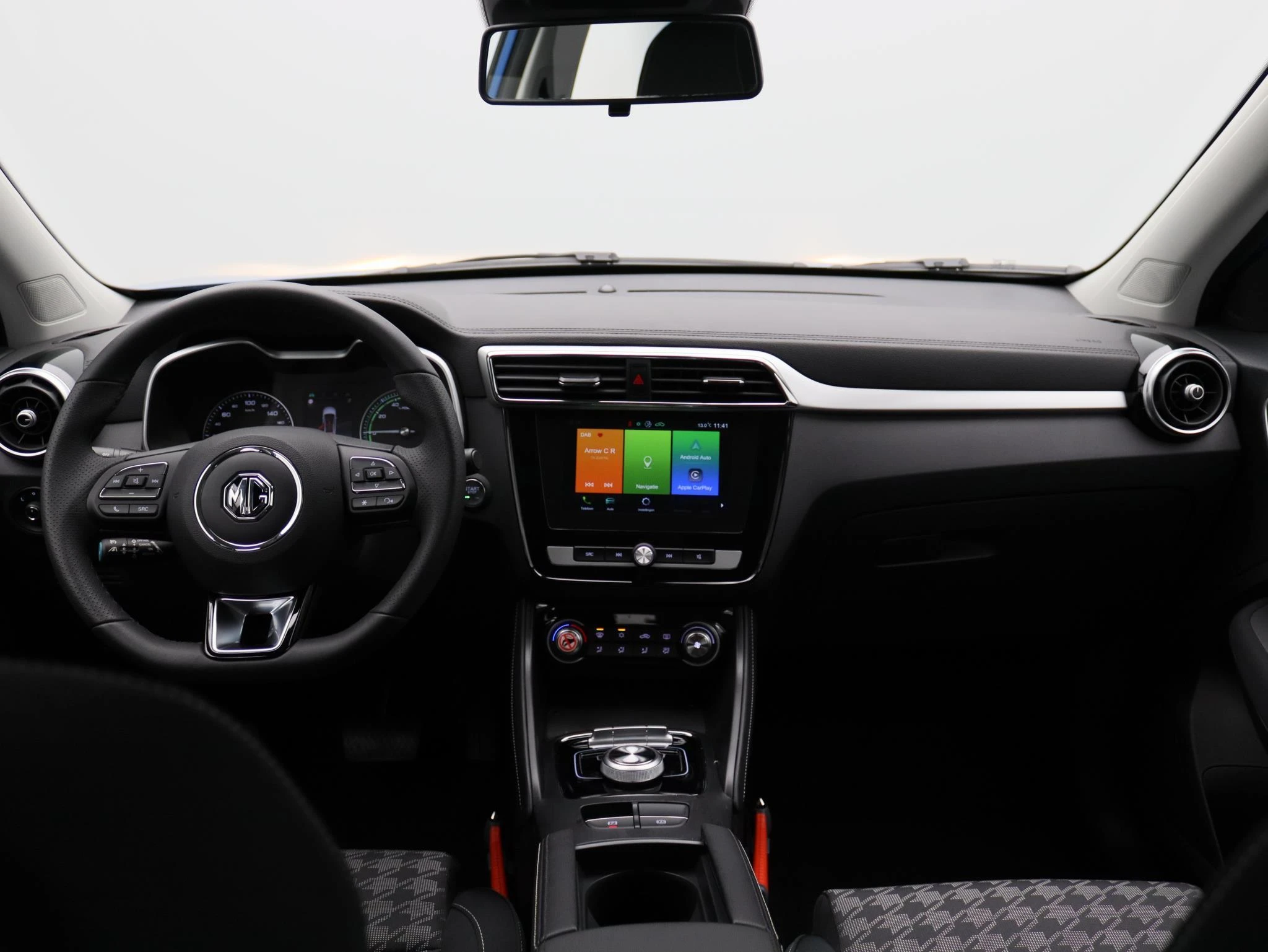 MG-ZS EV-image-8
