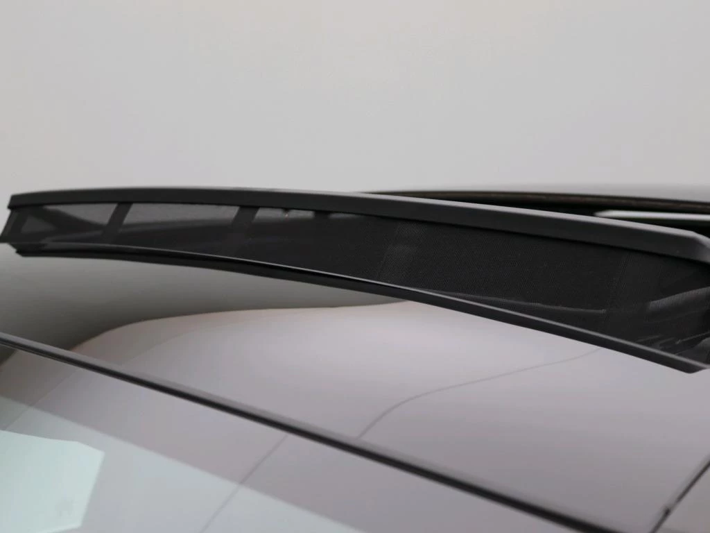 Mercedes-Benz B-Klasse 180 AMG Line + PANORAMISCH DAK + MULTIBEAM LED +