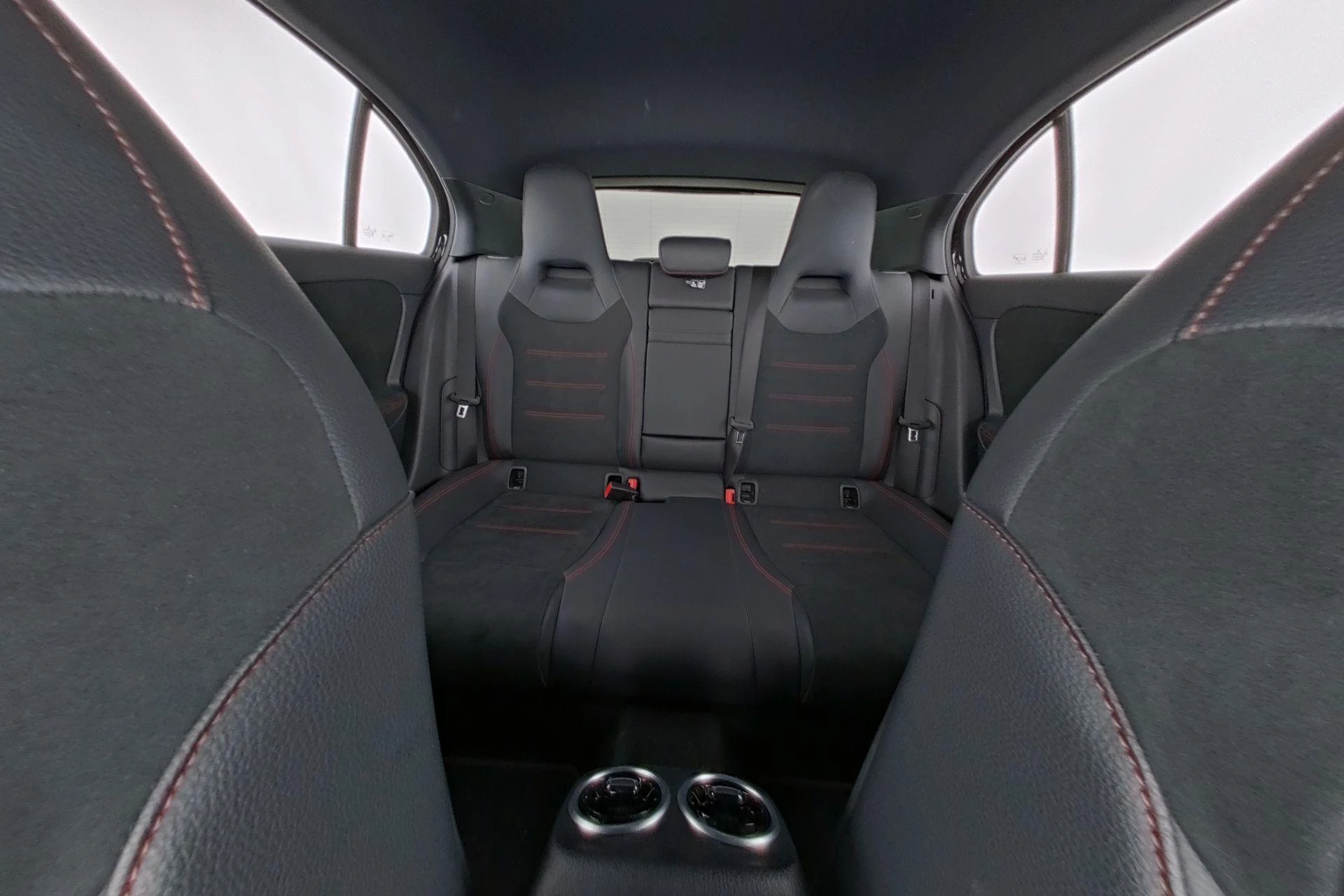 Mercedes-Benz-Classe A-image-16