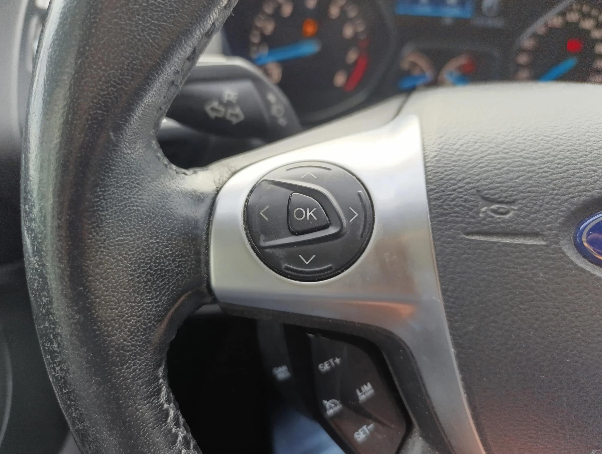 Ford-Kuga-image-19