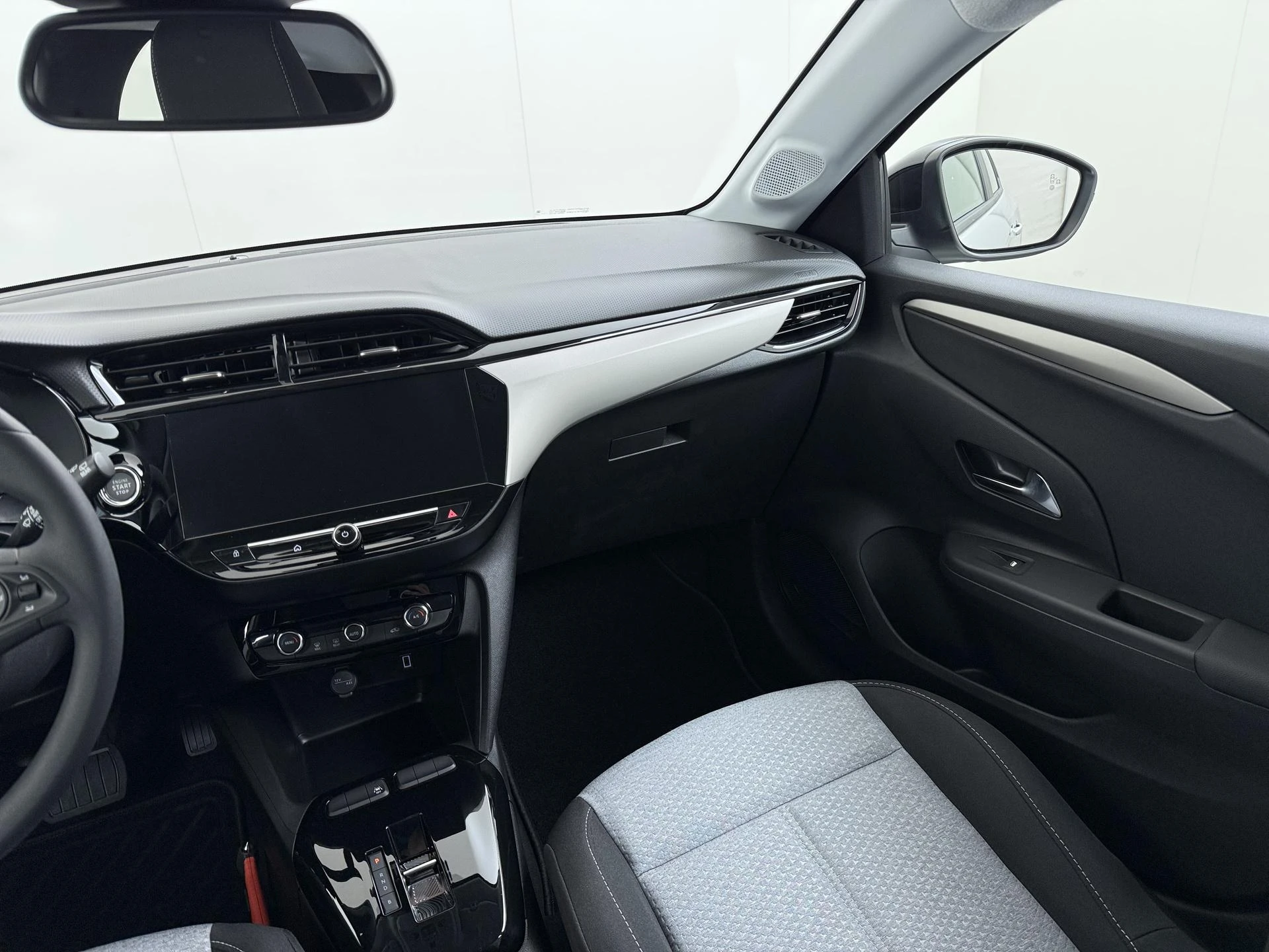 Opel-Corsa-e-image-19
