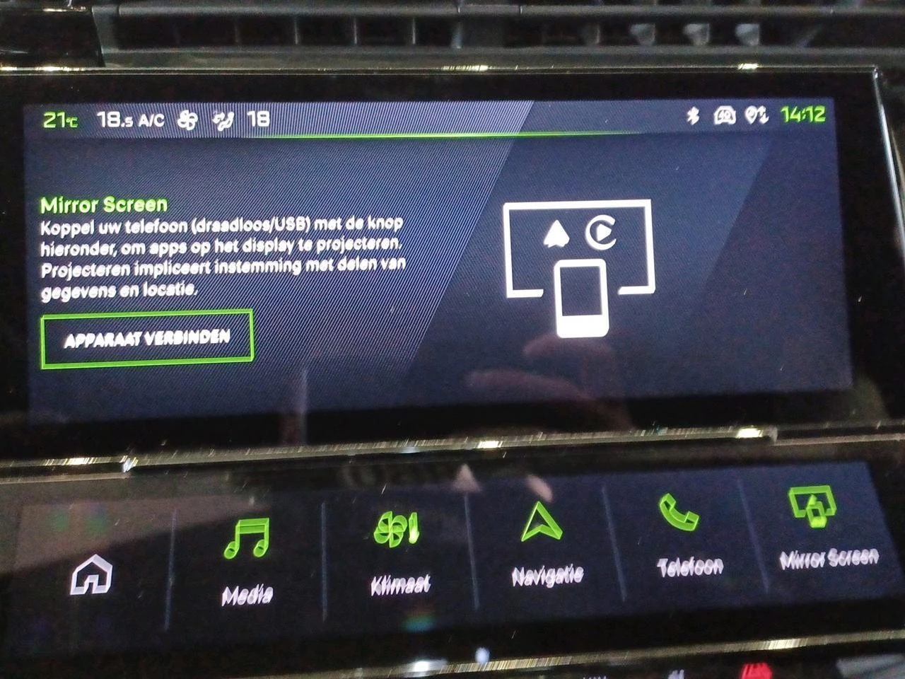 Peugeot-408-image-25