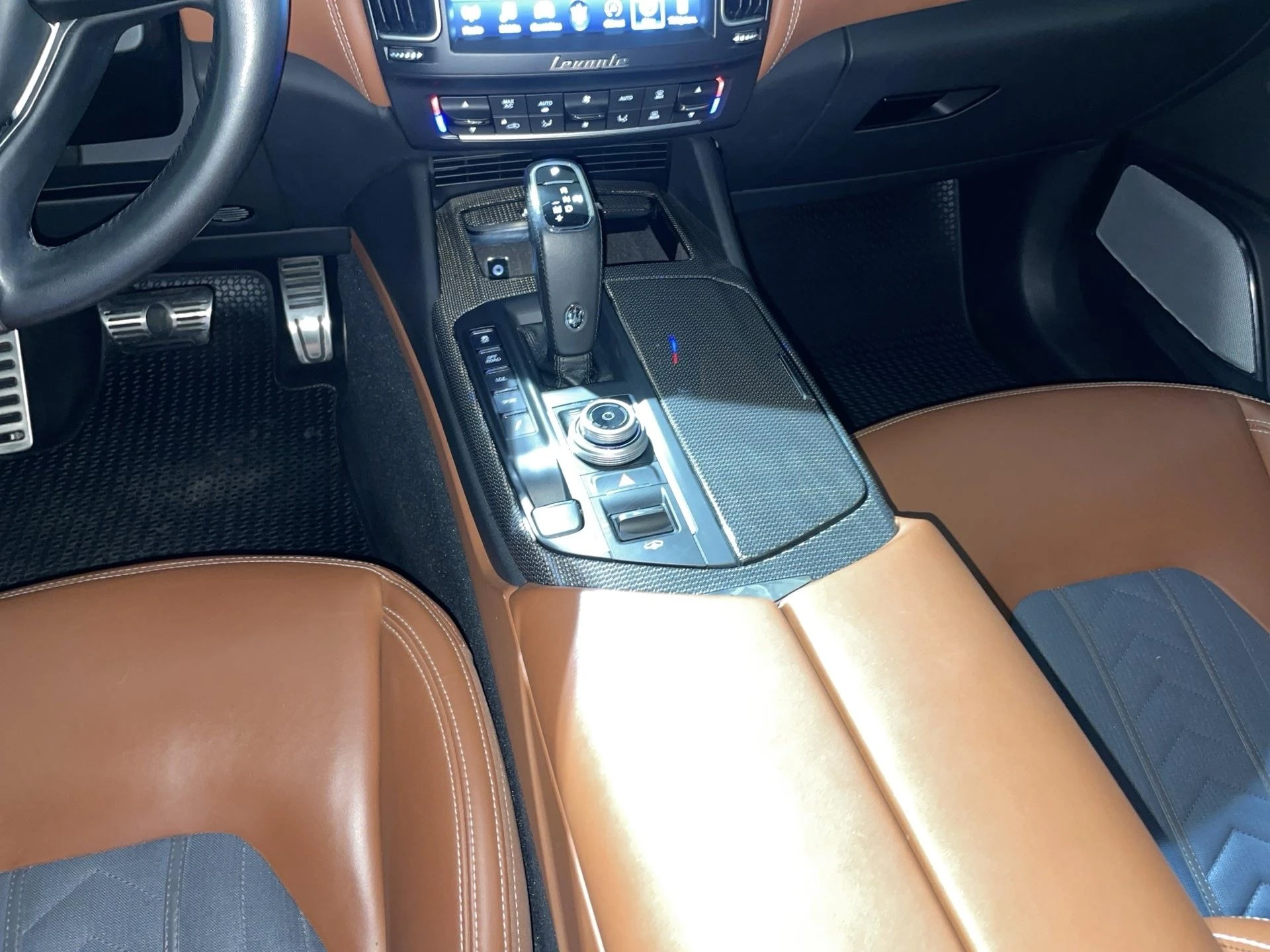 Maserati-Levante-image-9
