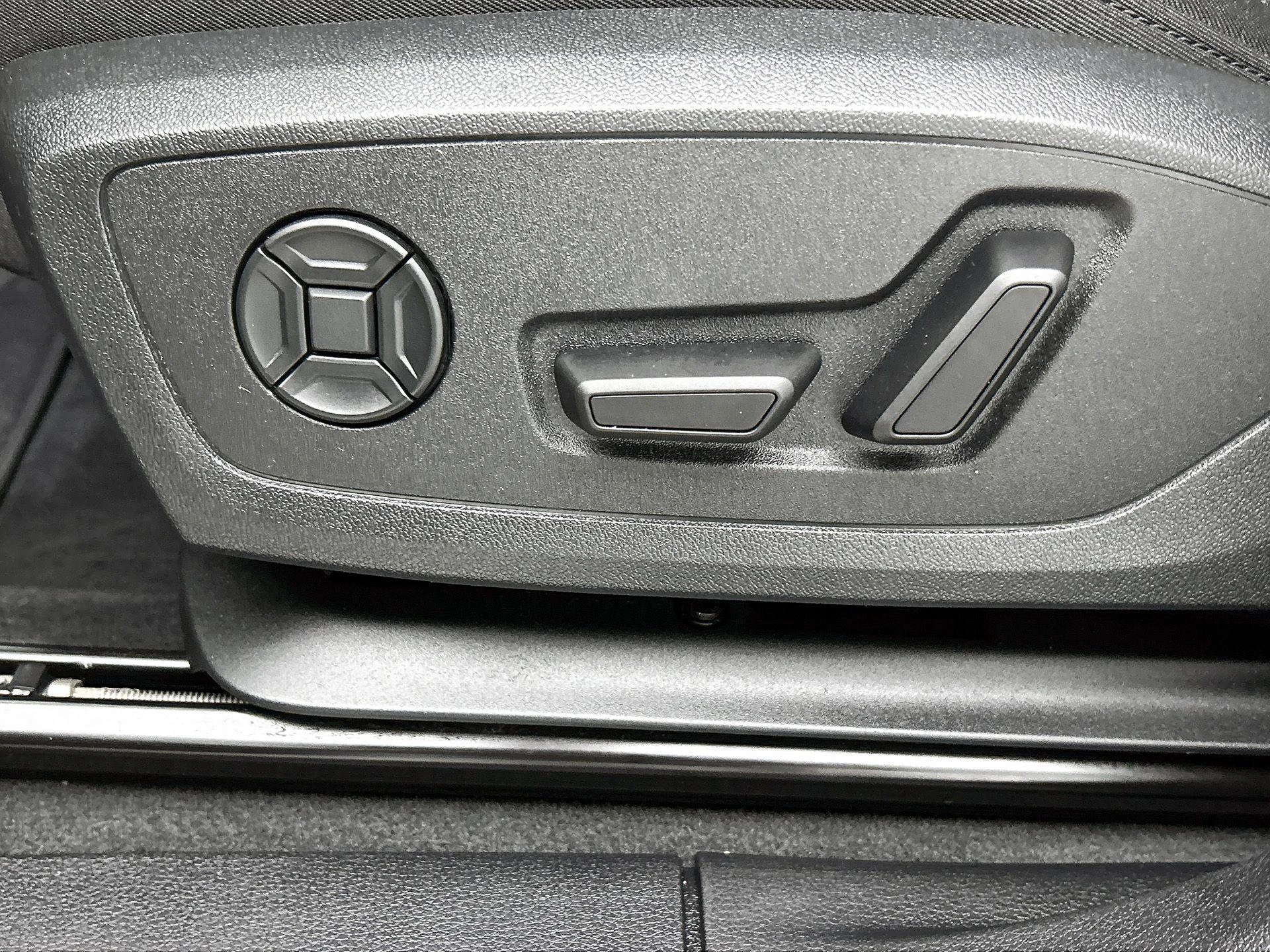 Audi-Q3-image-23