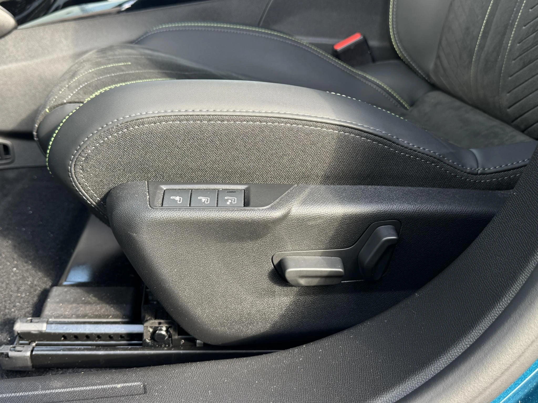 Peugeot-2008-image-29