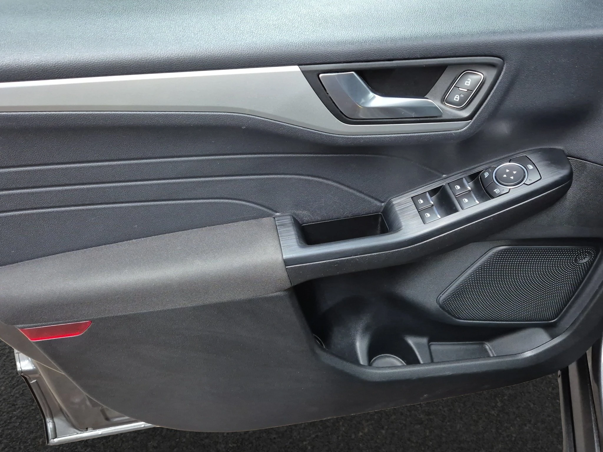 Ford-Kuga-image-15