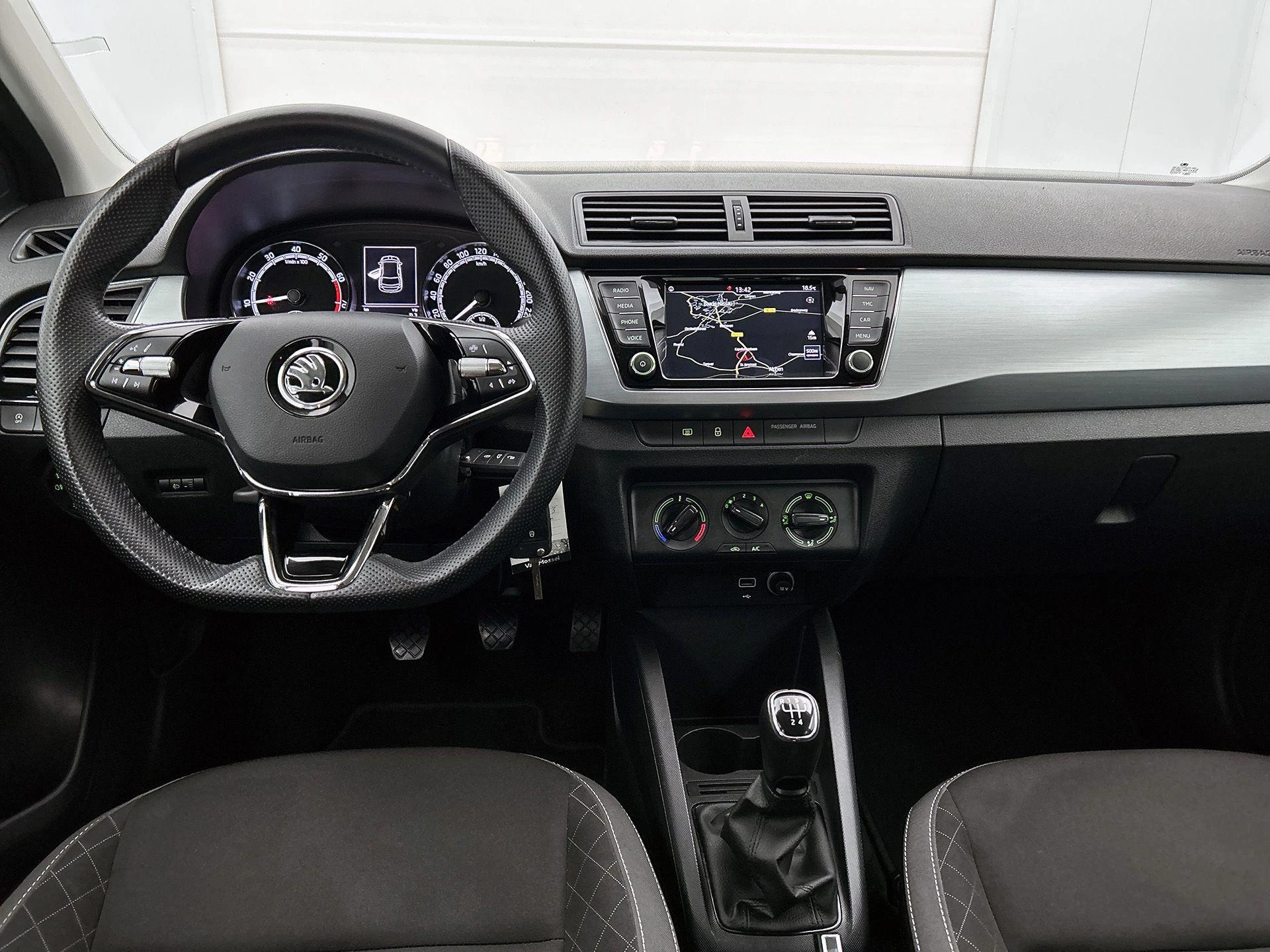 Škoda-Fabia-image-20