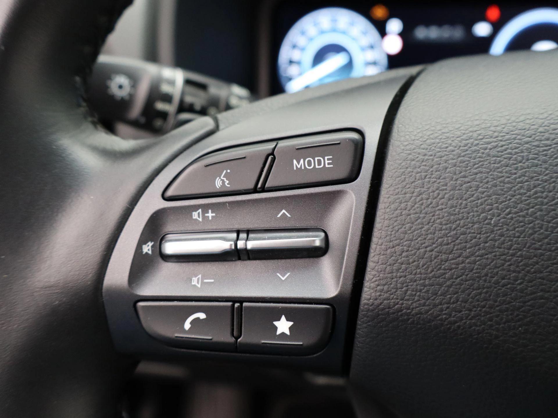 Hyundai-Kona-image-25