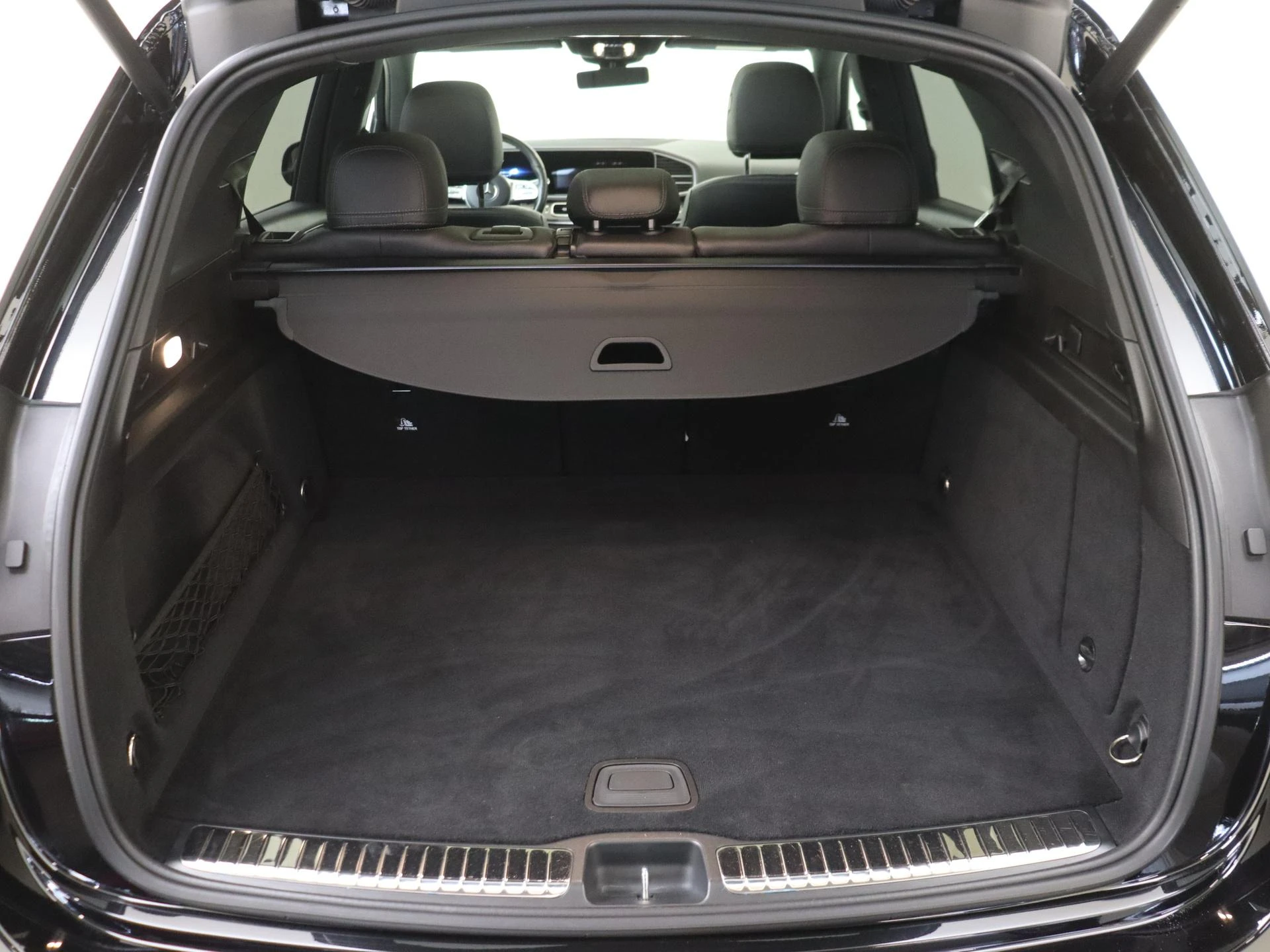 Mercedes-Benz-GLE-image-30