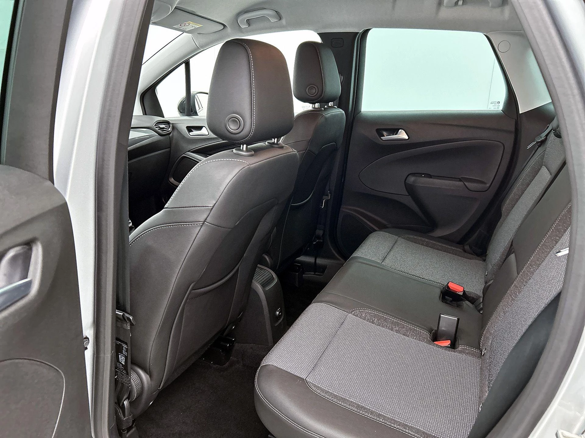 Opel-Crossland-image-25