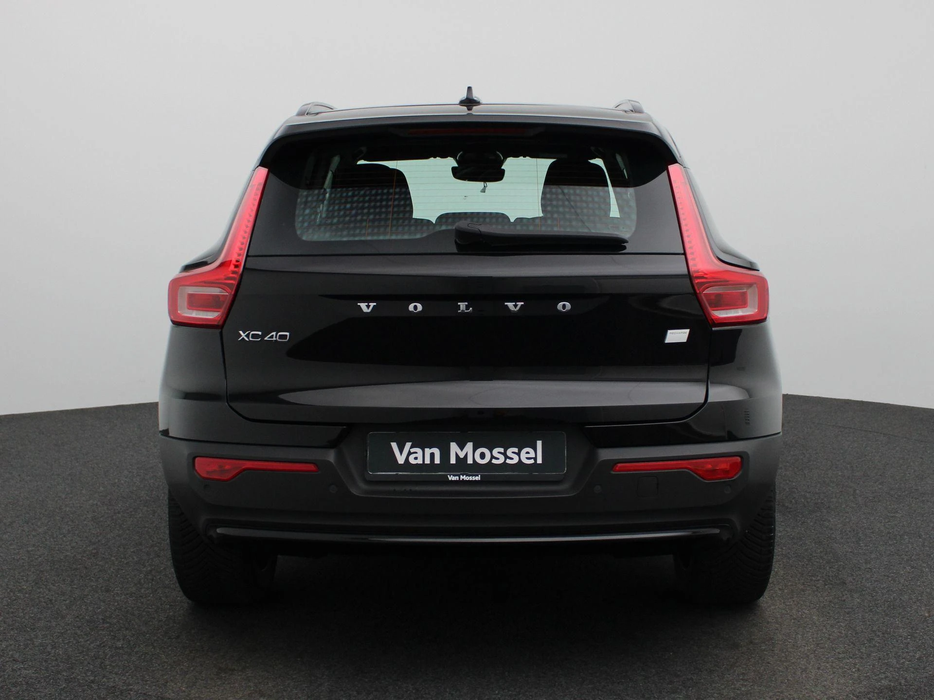 Volvo-XC40-image-4