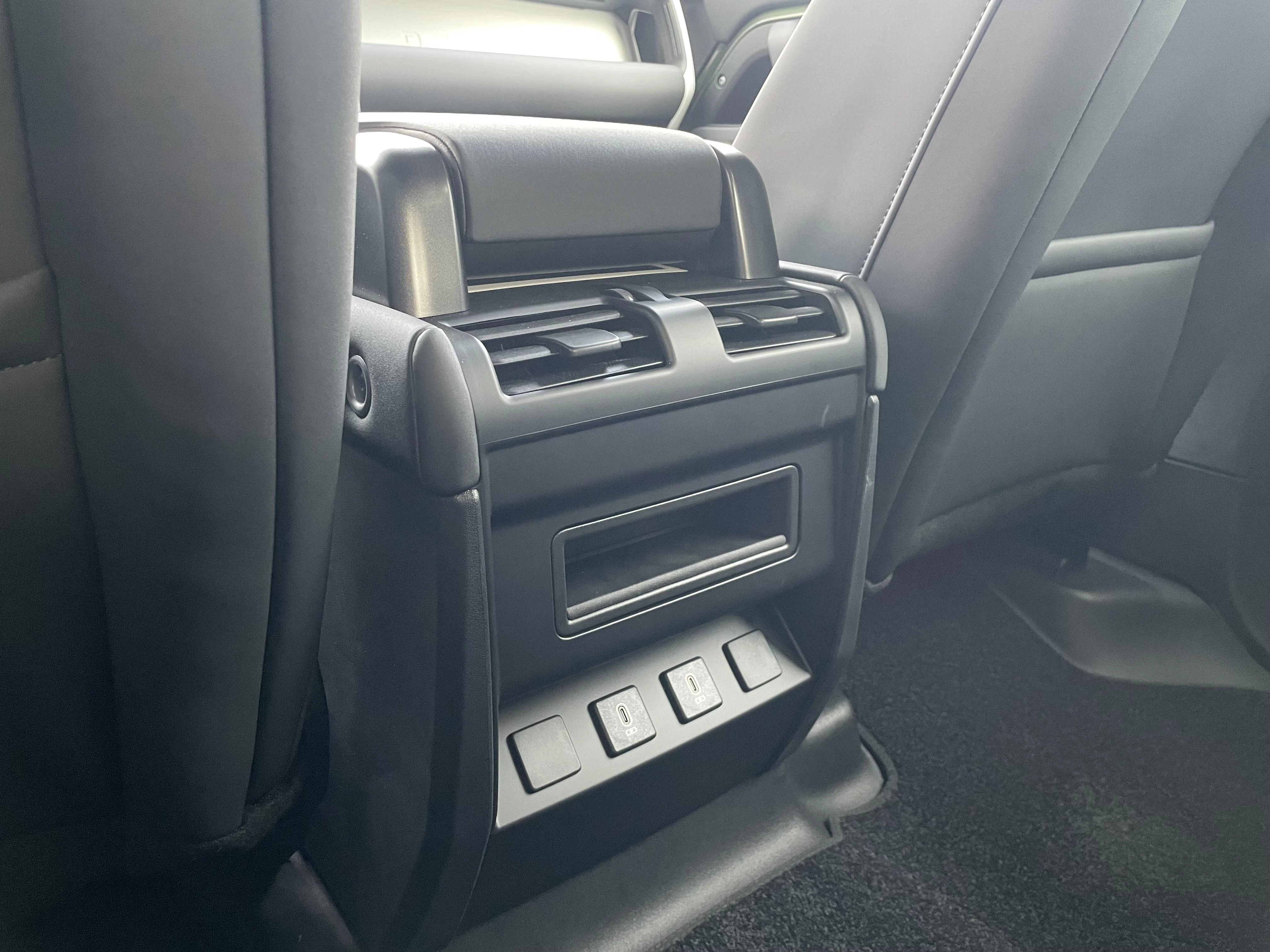 Land Rover Defender 110 D200 S Demo