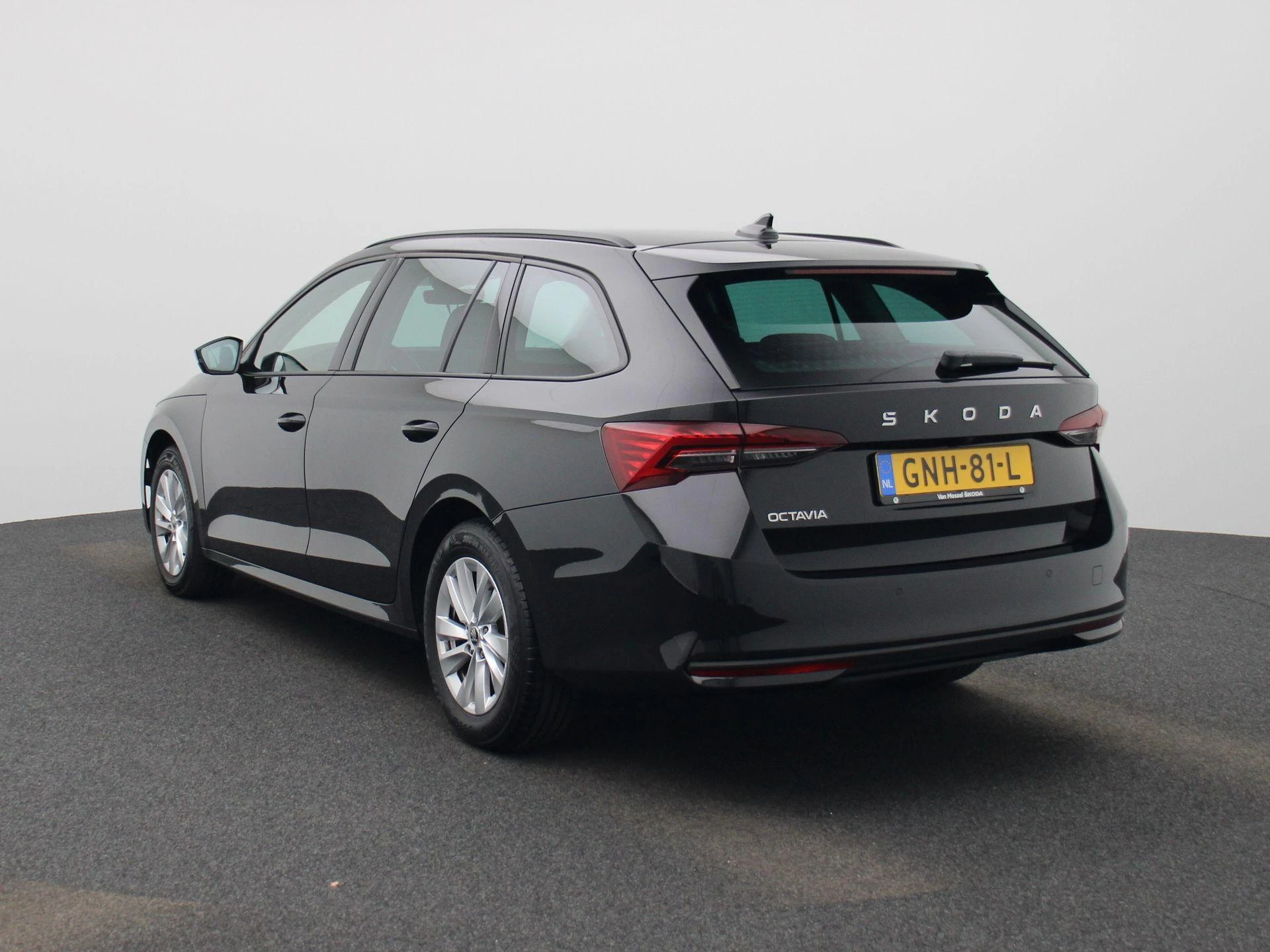 Škoda-Octavia-image-1