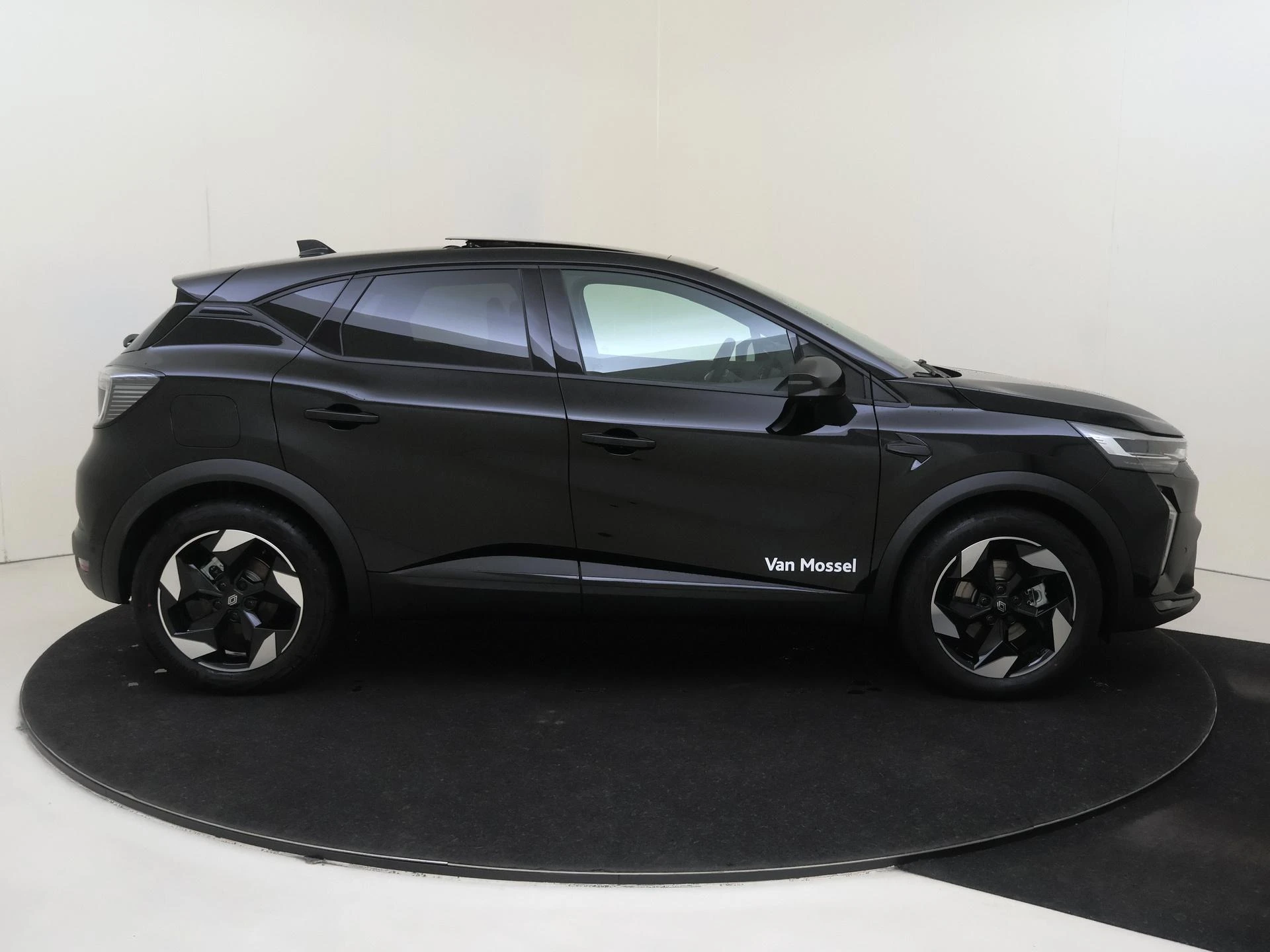 Renault-Captur-image-8