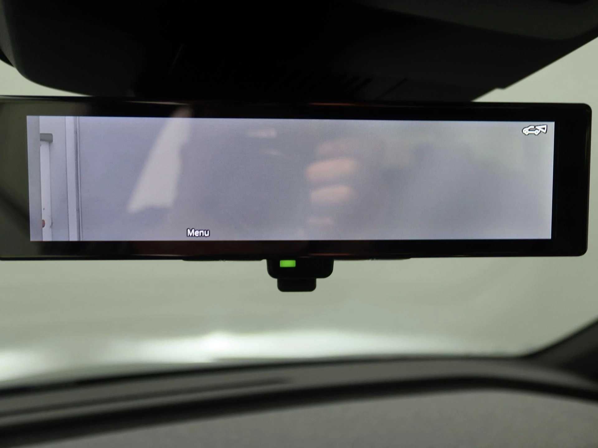 Renault-Megane E-Tech-image-9