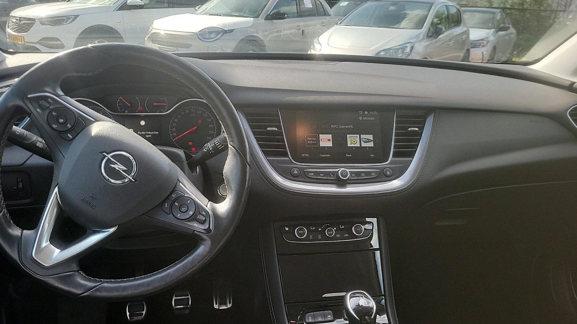 Opel-Grandland X-image-7