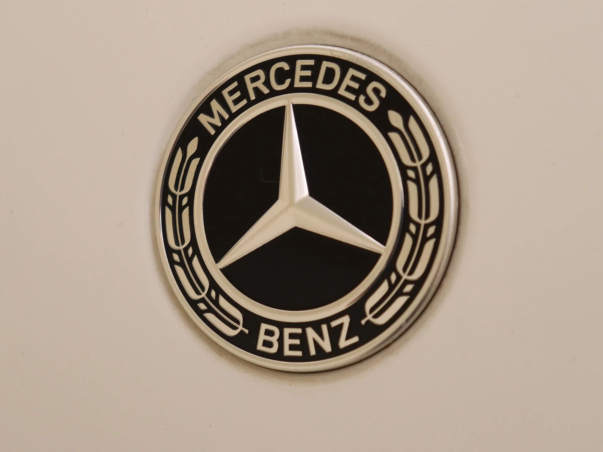 Mercedes-Benz-GLA-image-28