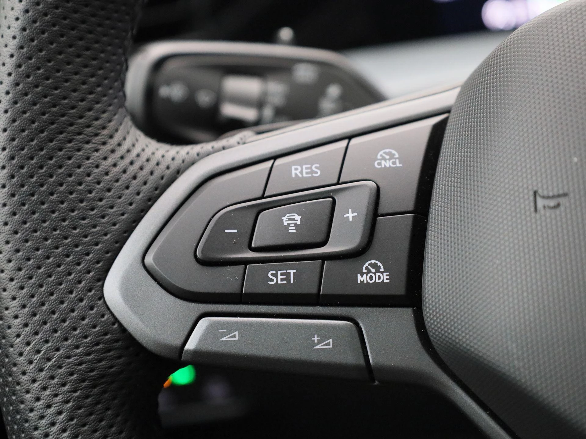 Volkswagen-Tayron-image-18